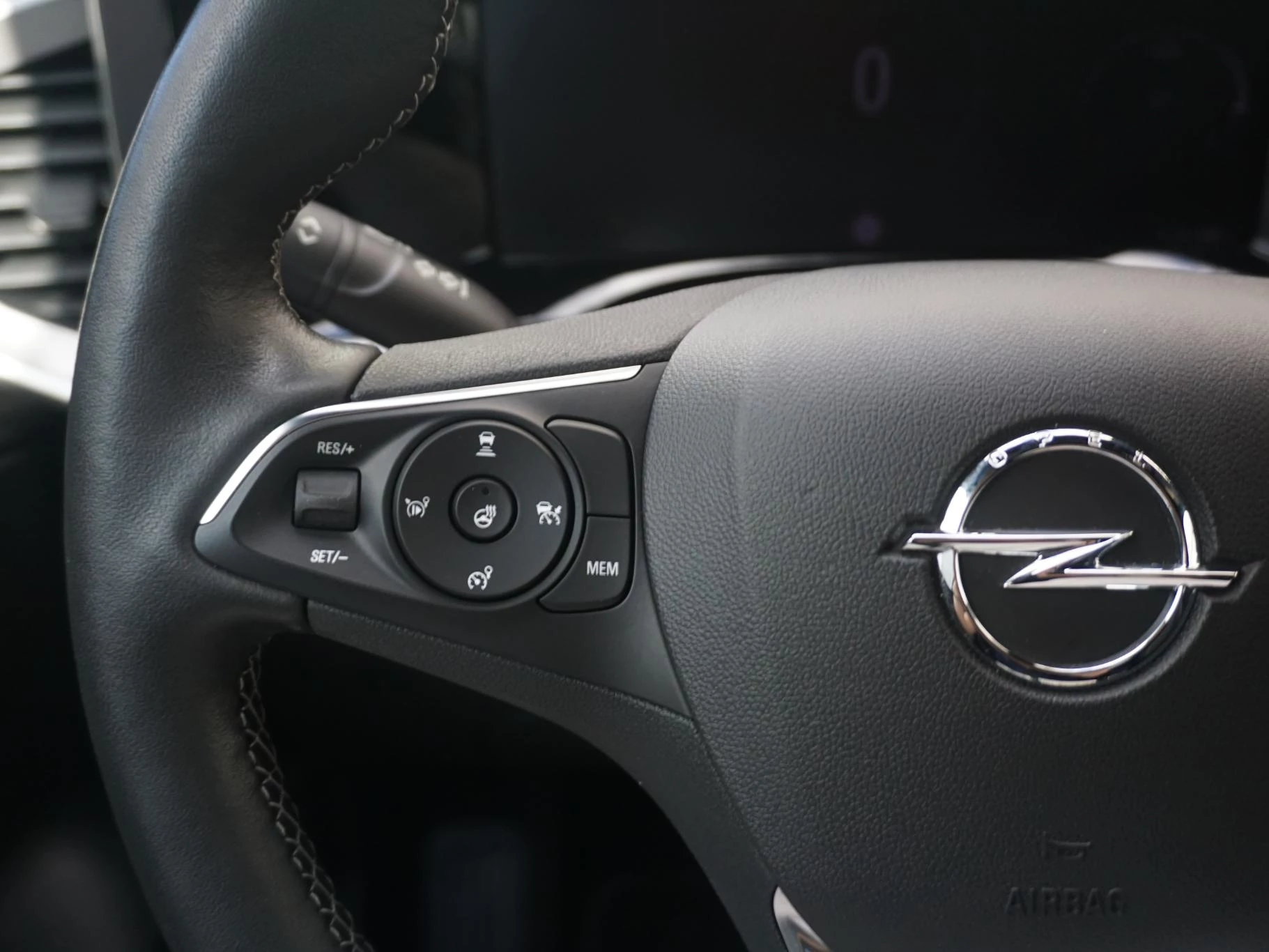 Hoofdafbeelding Opel Mokka-e