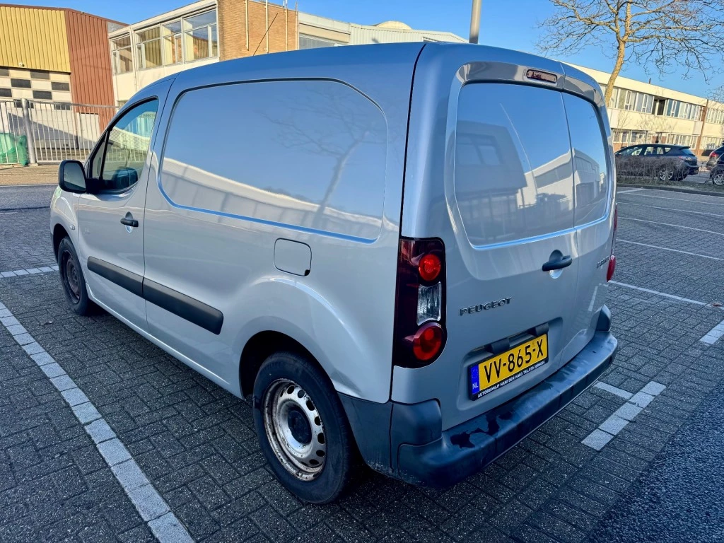 Hoofdafbeelding Peugeot Partner