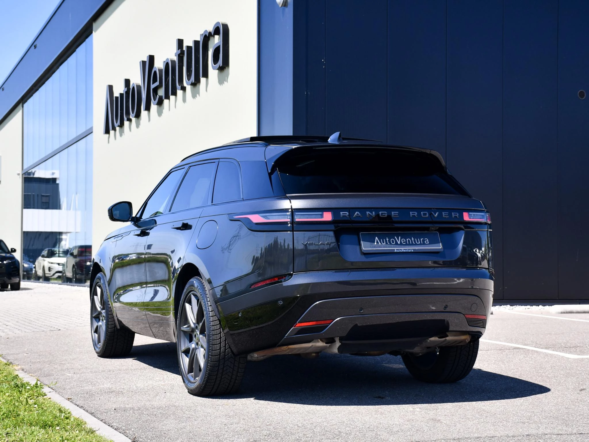 Hoofdafbeelding Land Rover Range Rover Velar