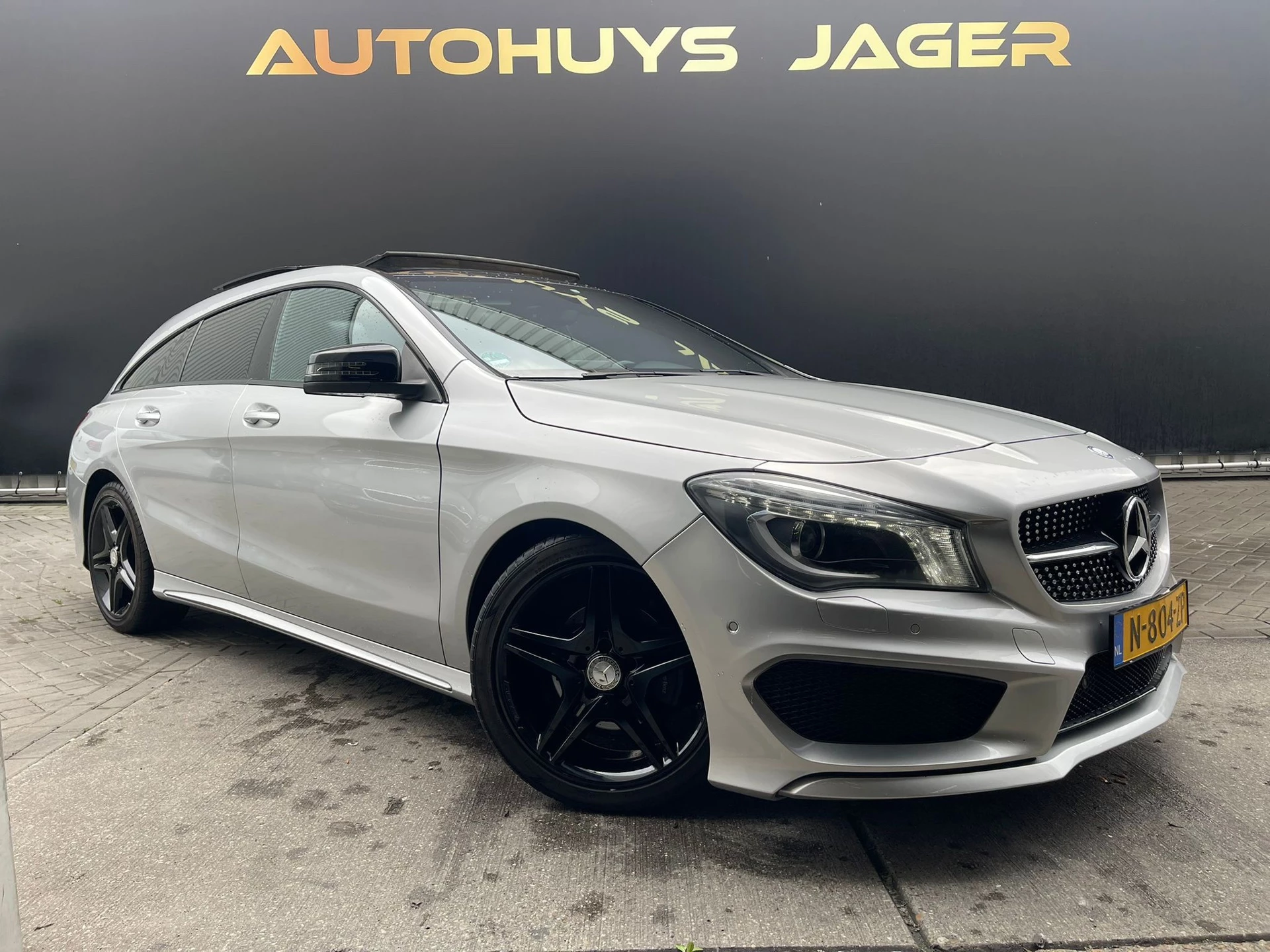 Hoofdafbeelding Mercedes-Benz CLA