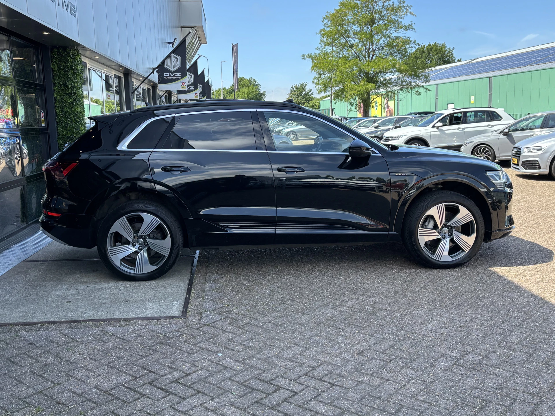 Hoofdafbeelding Audi e-tron