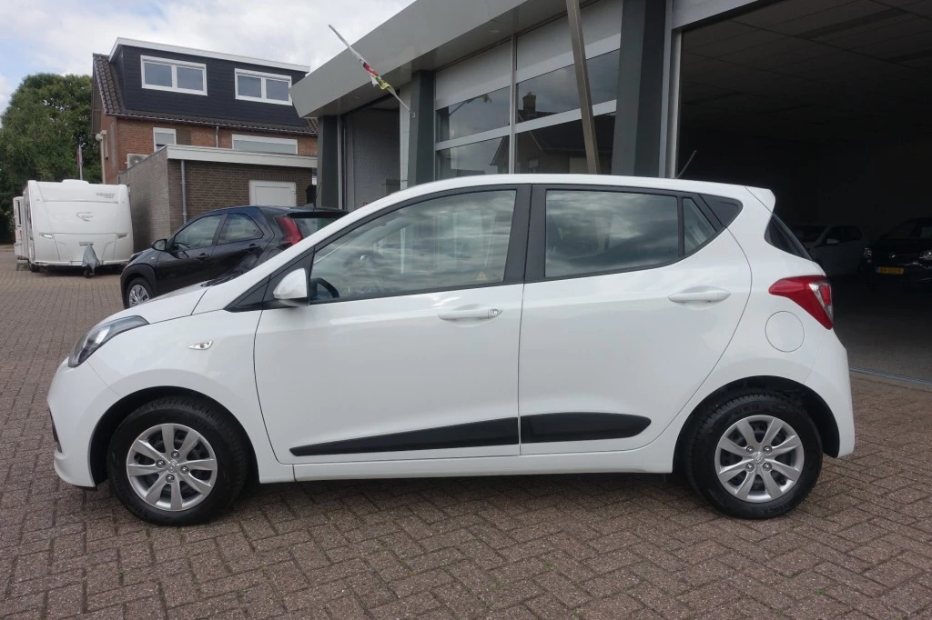 Hoofdafbeelding Hyundai i10