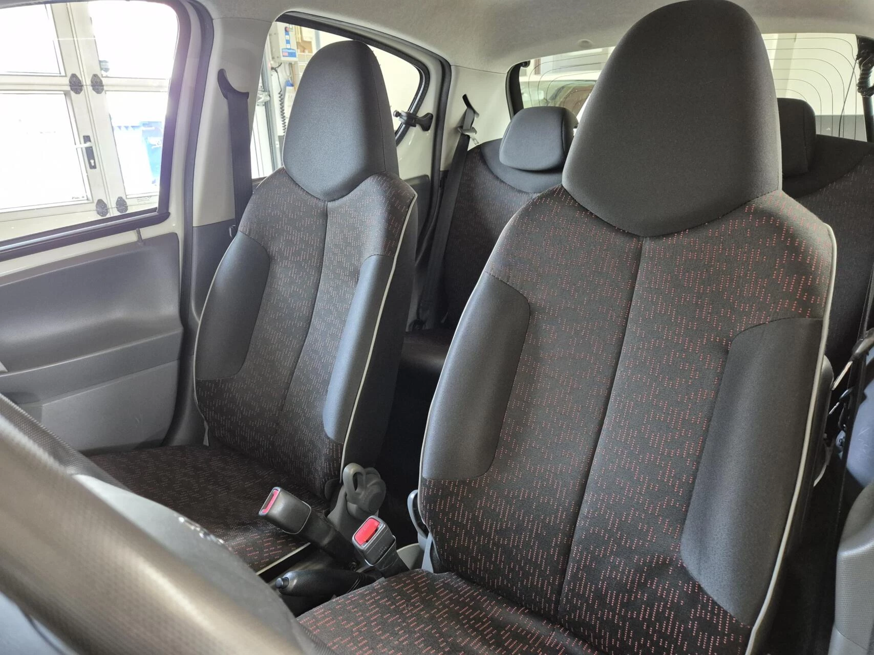 Hoofdafbeelding Peugeot 107