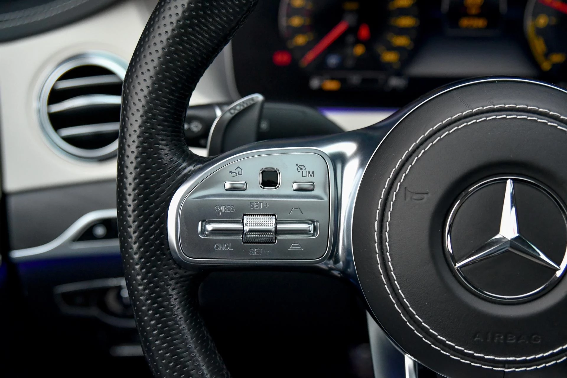 Hoofdafbeelding Mercedes-Benz S-Klasse