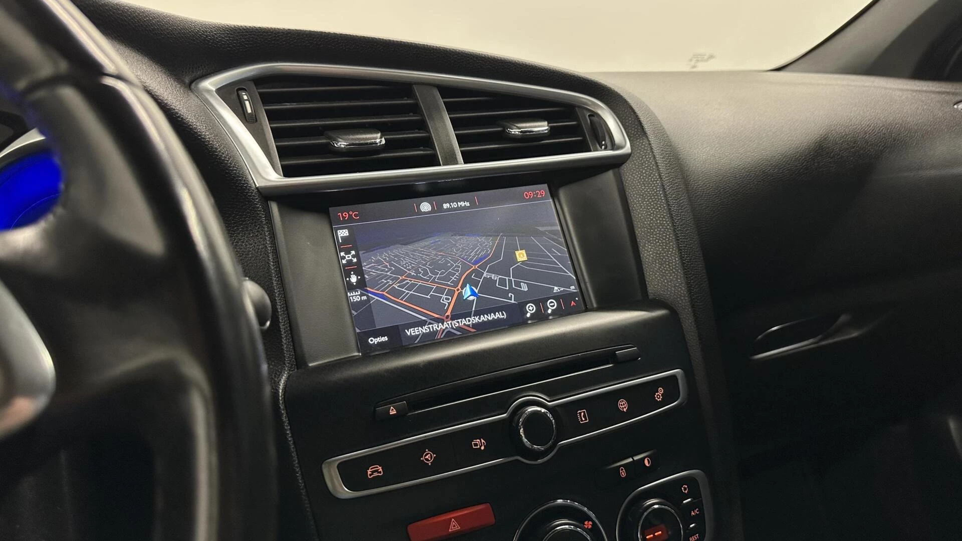 Hoofdafbeelding DS DS 4