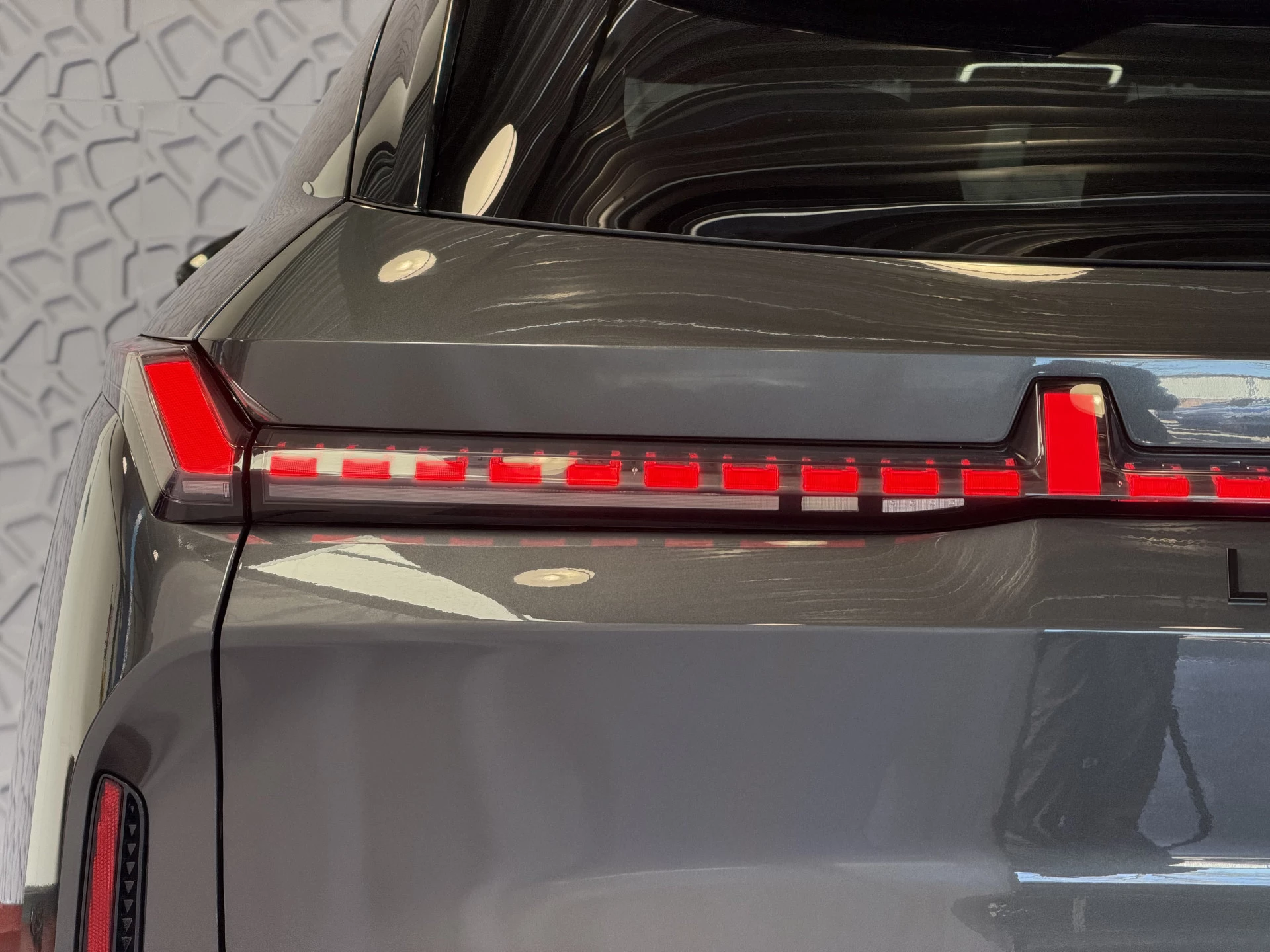 Hoofdafbeelding Lynk & Co 08