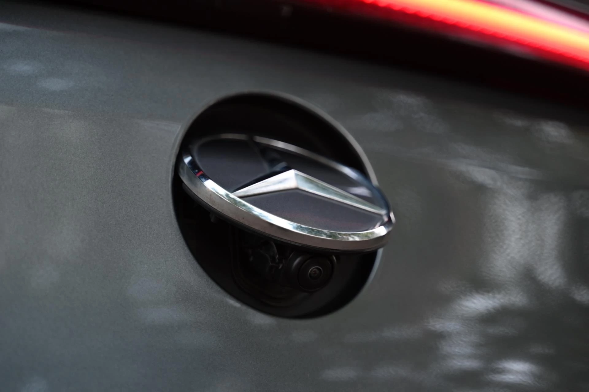 Hoofdafbeelding Mercedes-Benz EQC