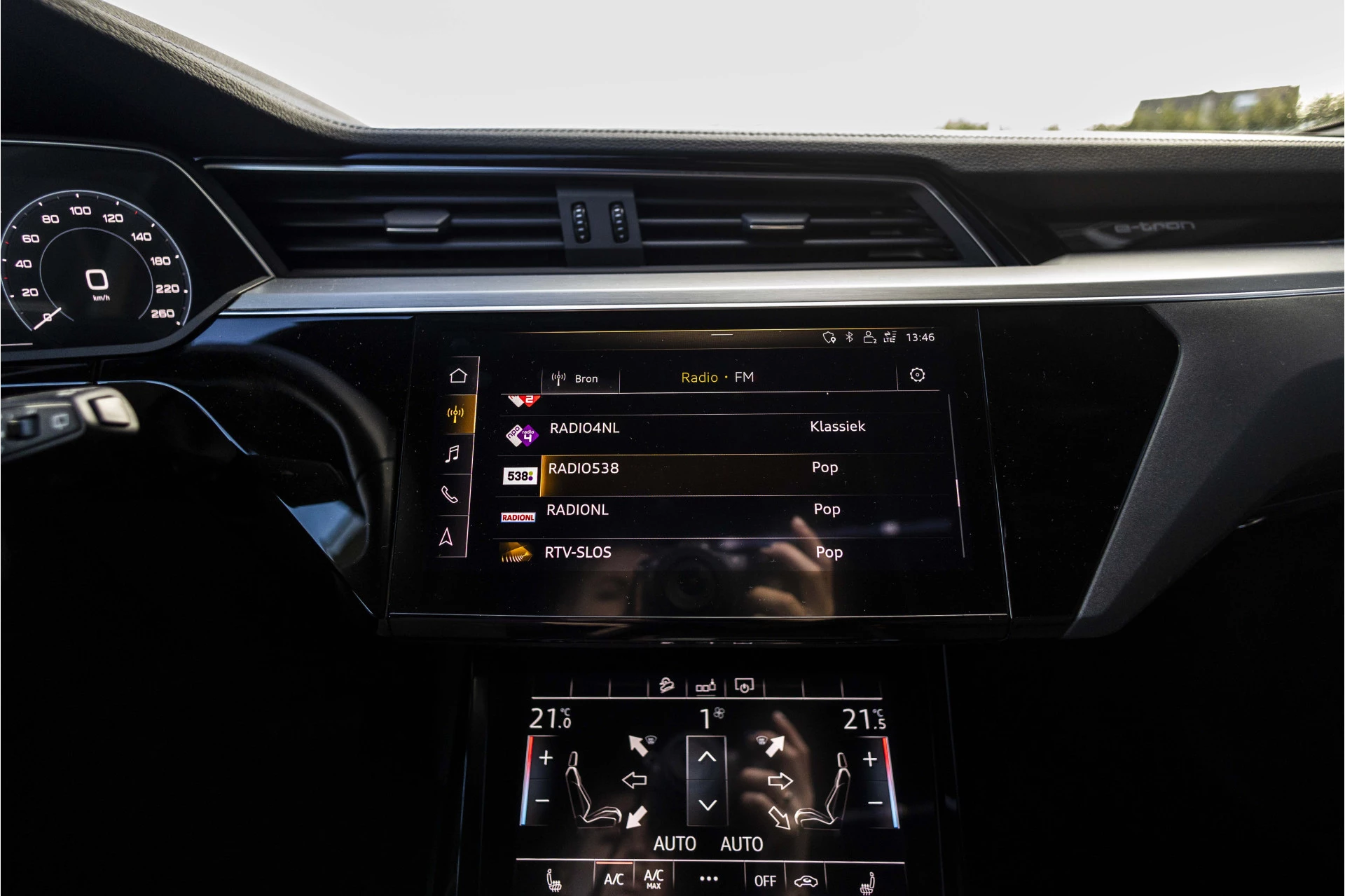 Hoofdafbeelding Audi e-tron