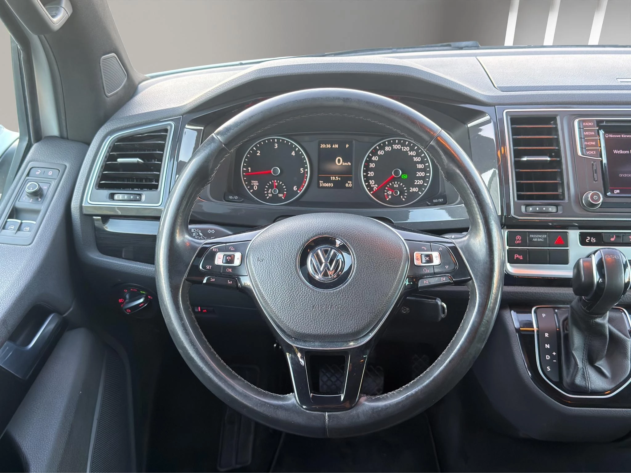 Hoofdafbeelding Volkswagen Transporter