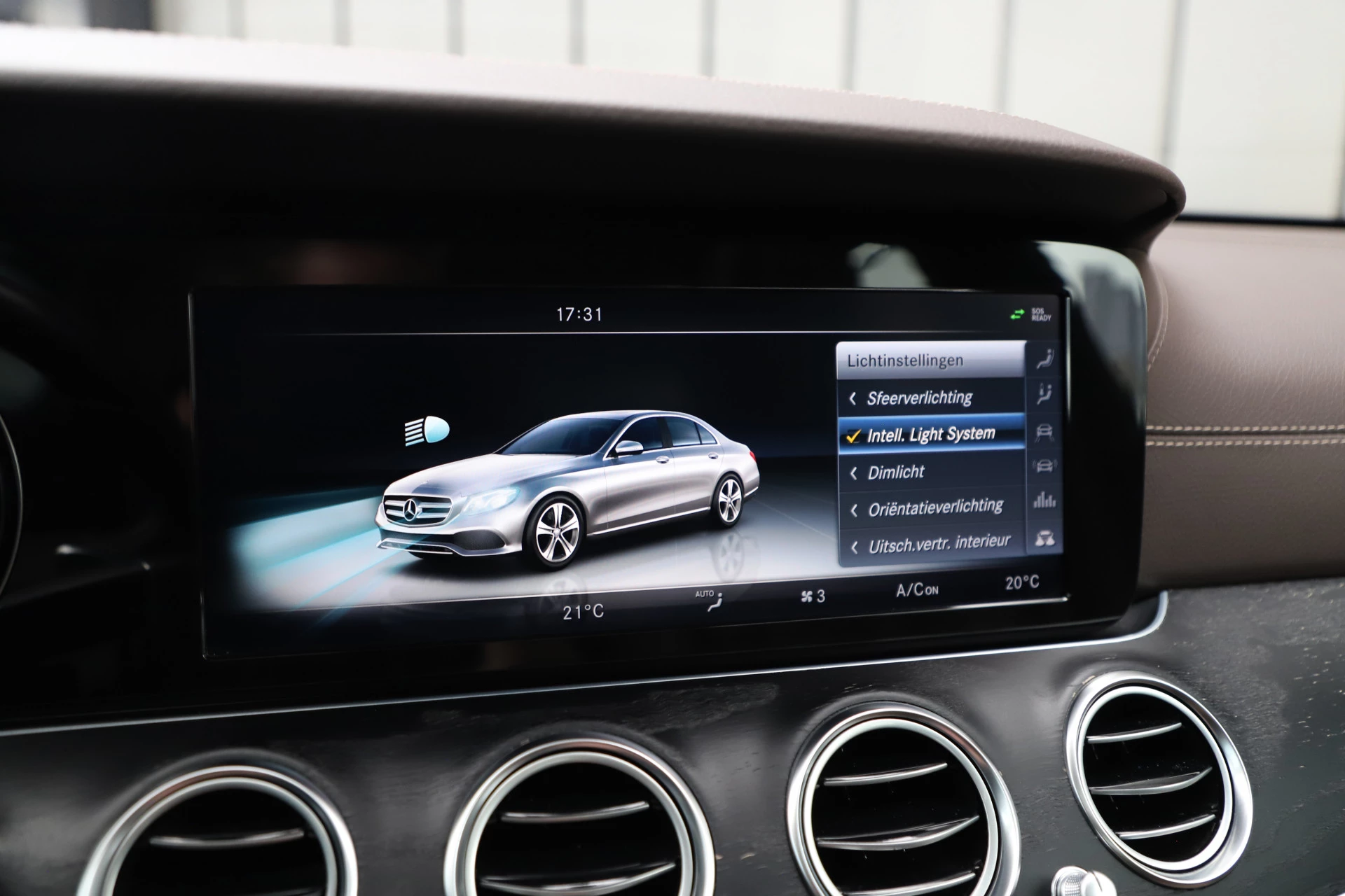 Hoofdafbeelding Mercedes-Benz E-Klasse