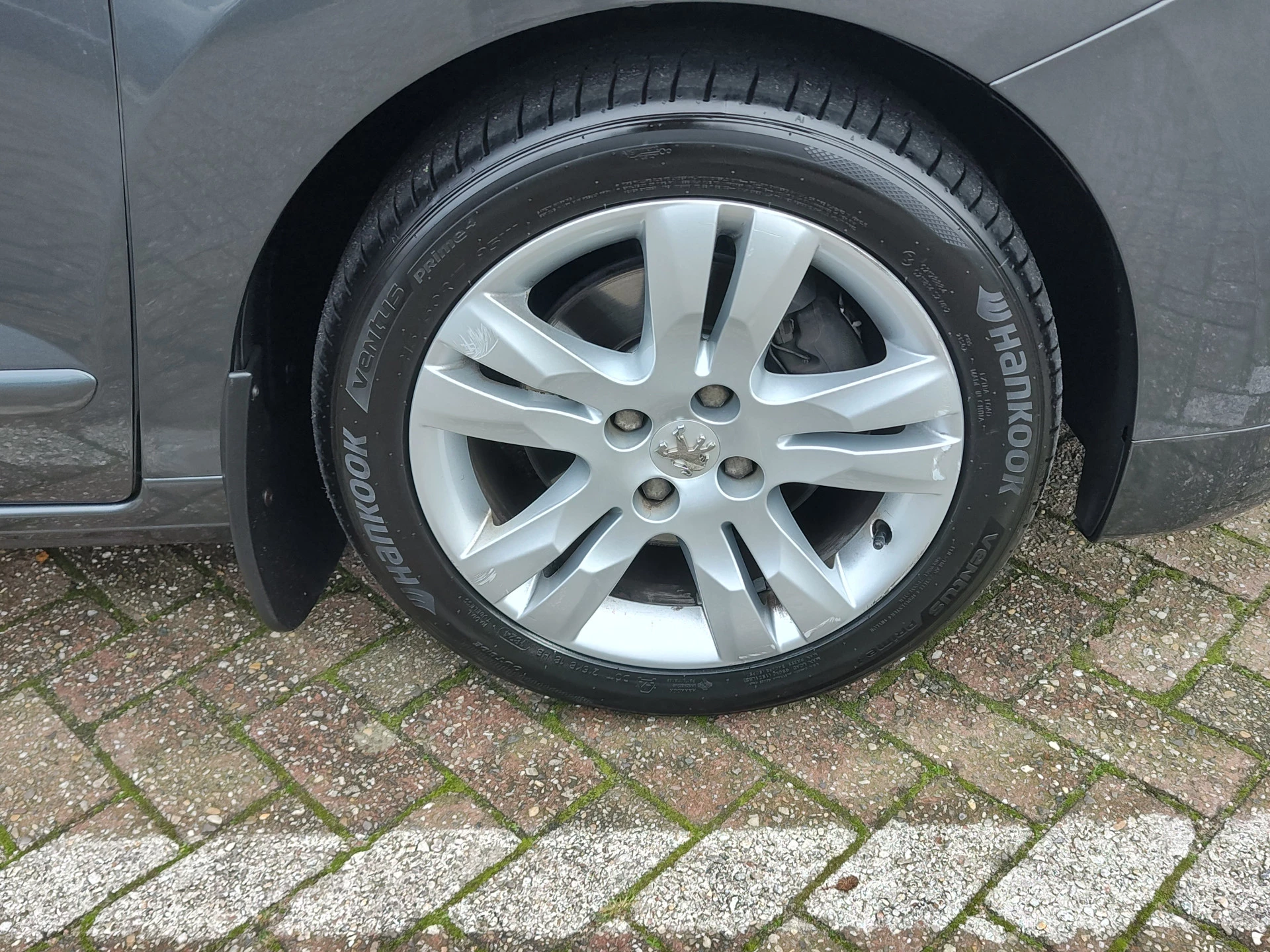 Hoofdafbeelding Peugeot 5008