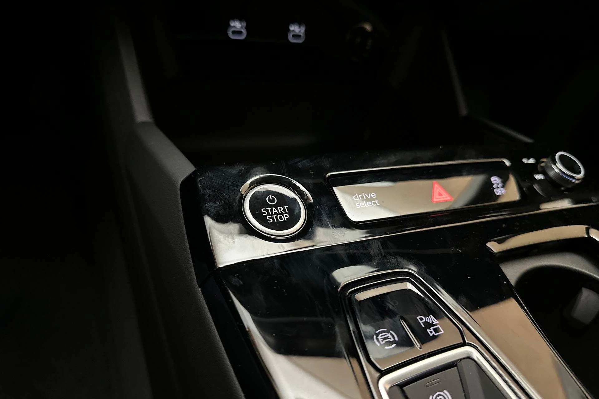 Hoofdafbeelding Audi A6 Avant e-tron