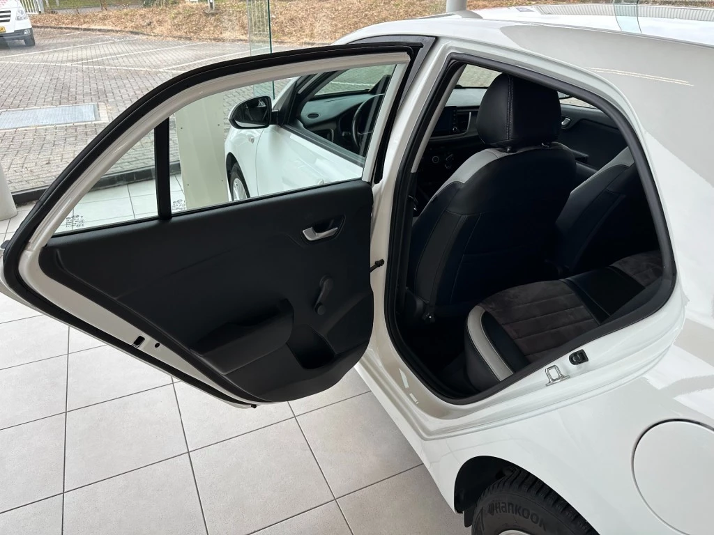 Hoofdafbeelding Kia Rio