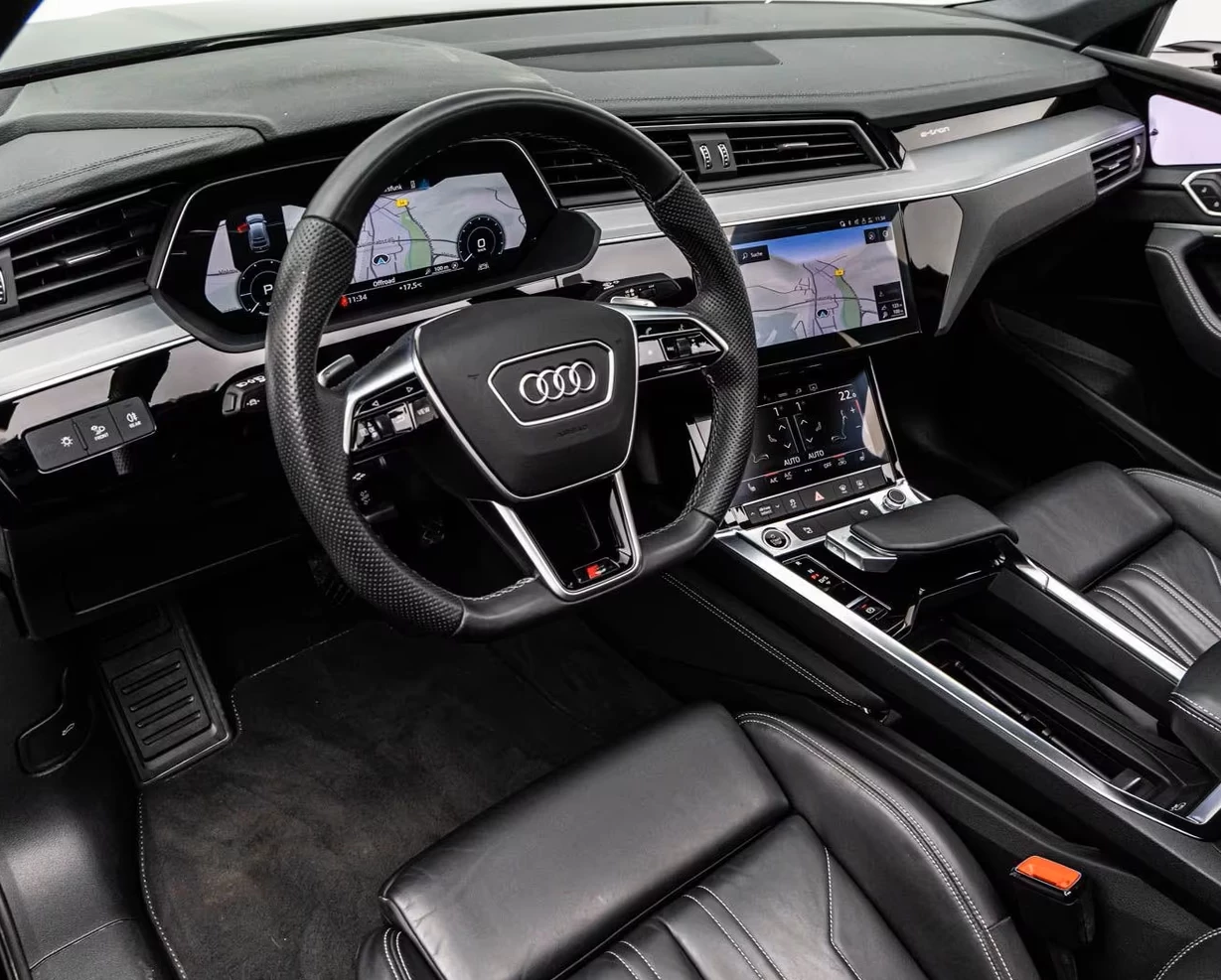 Hoofdafbeelding Audi e-tron