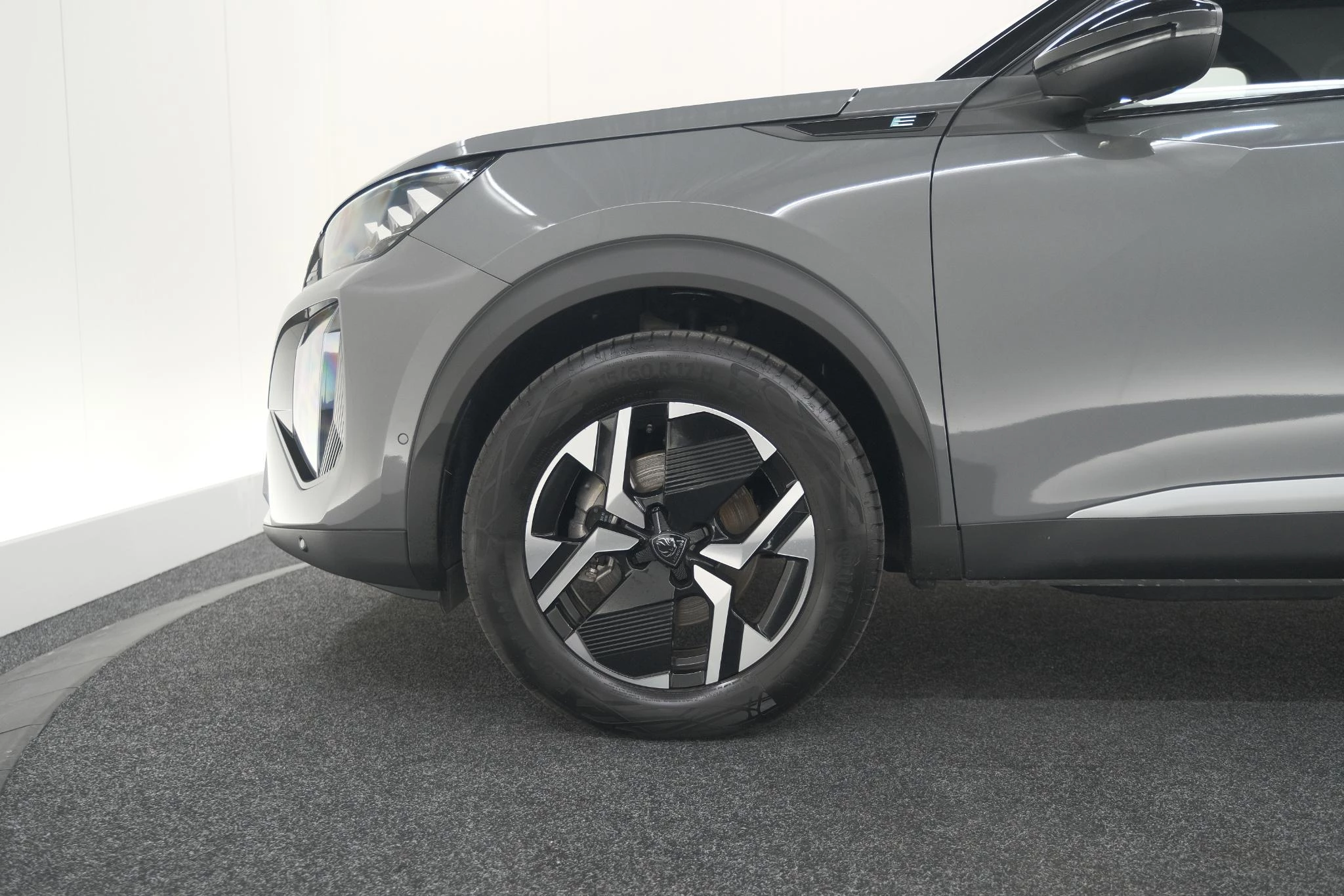 Hoofdafbeelding Peugeot e-2008