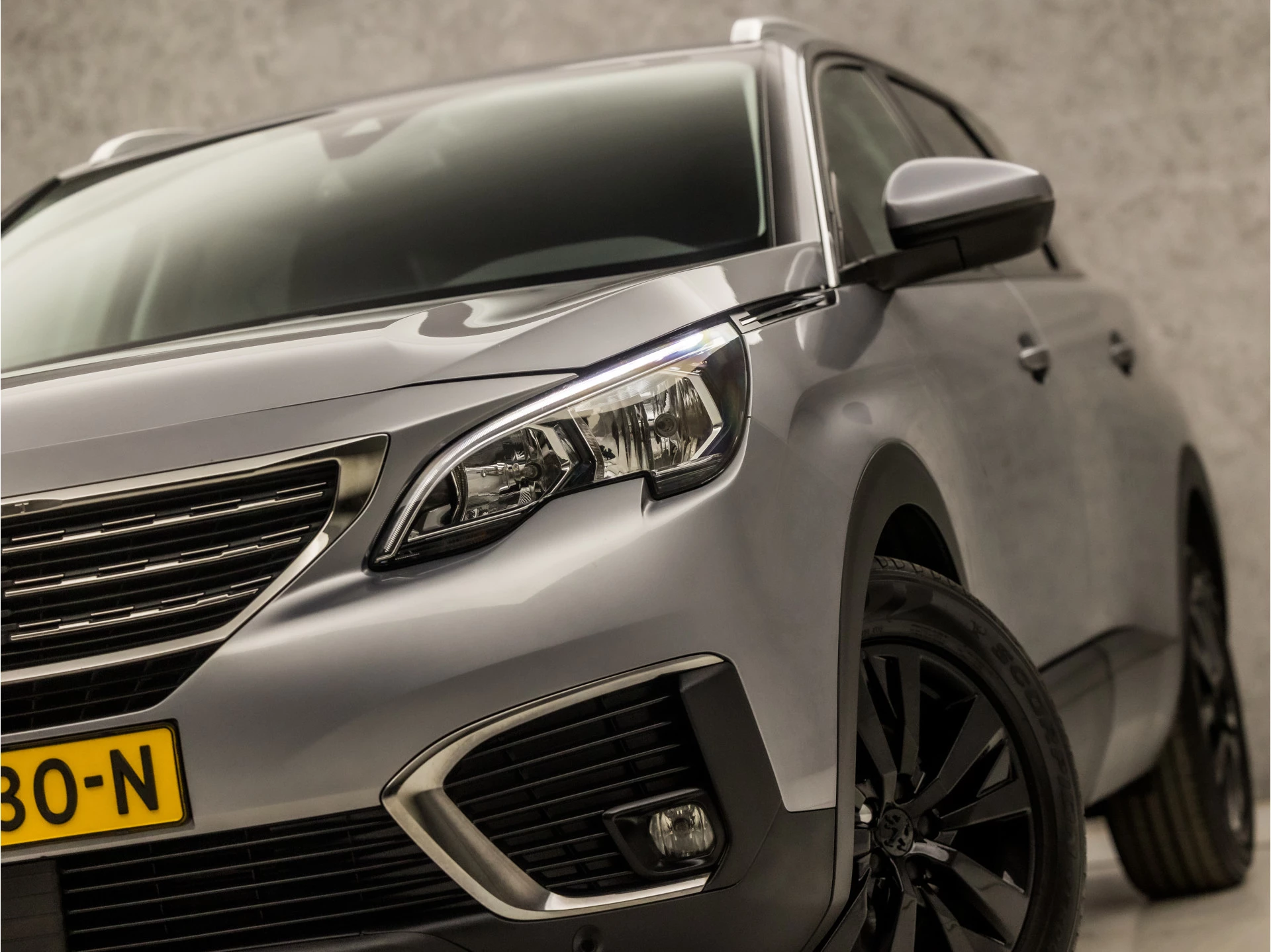 Hoofdafbeelding Peugeot 5008