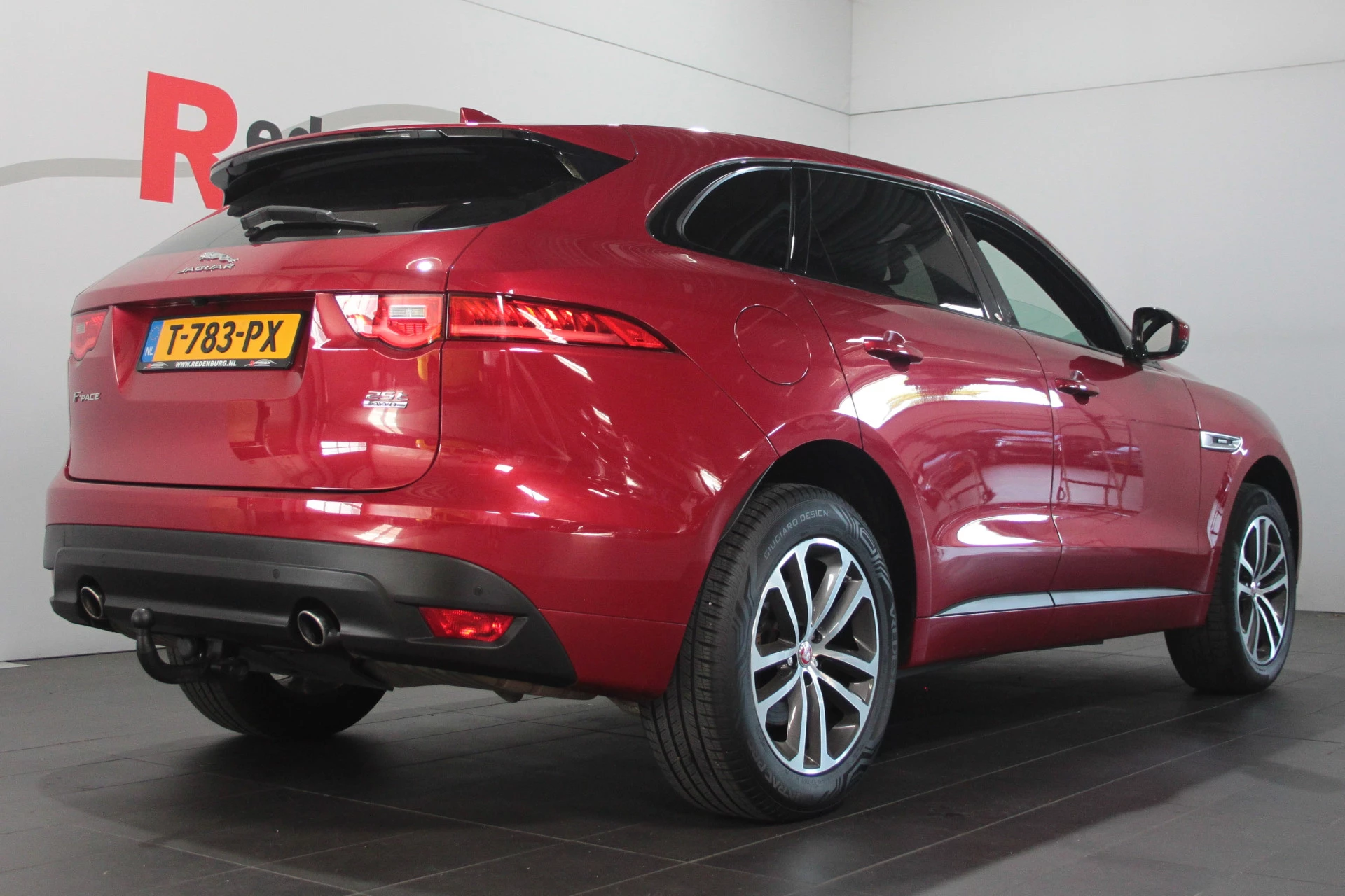 Hoofdafbeelding Jaguar F-PACE