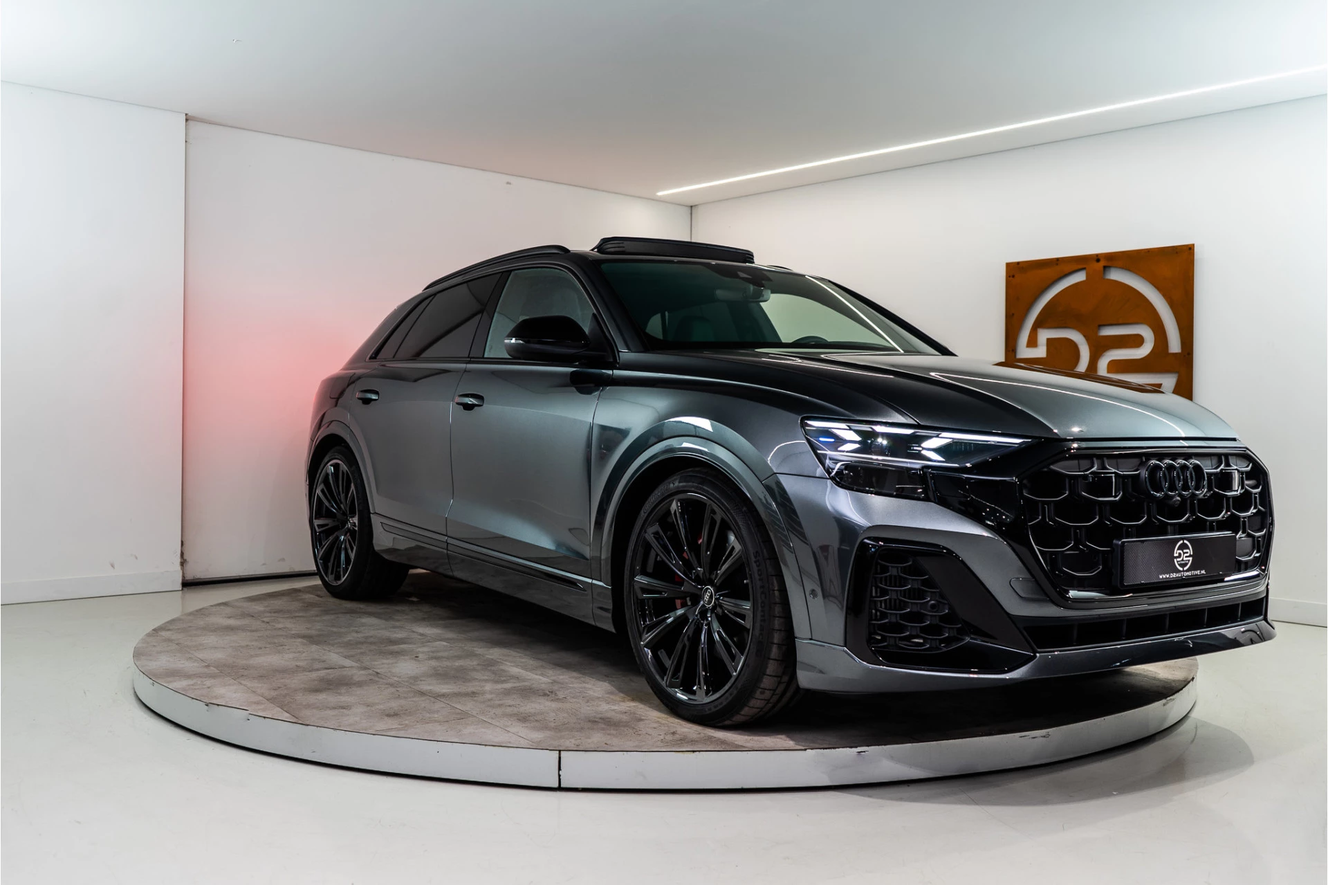 Hoofdafbeelding Audi Q8