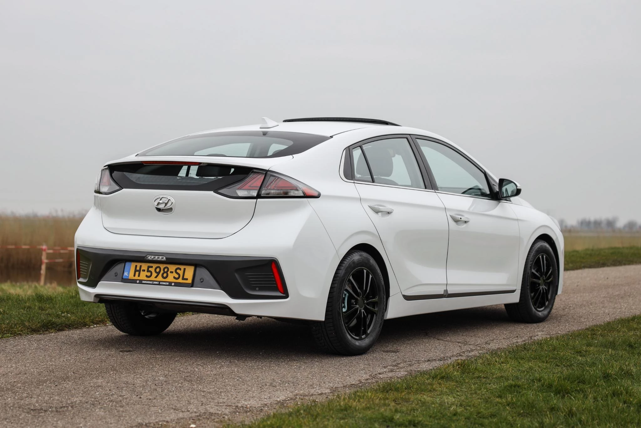 Hoofdafbeelding Hyundai IONIQ