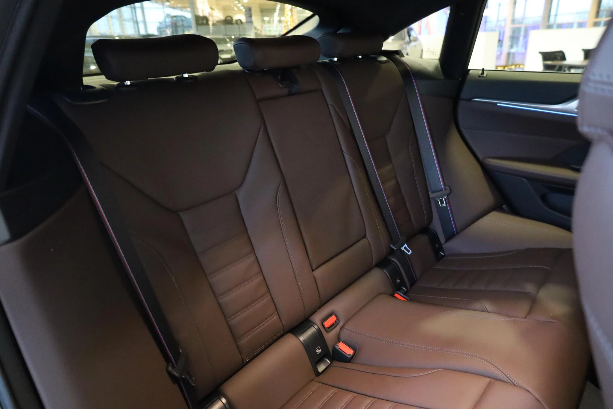 Hoofdafbeelding BMW i4