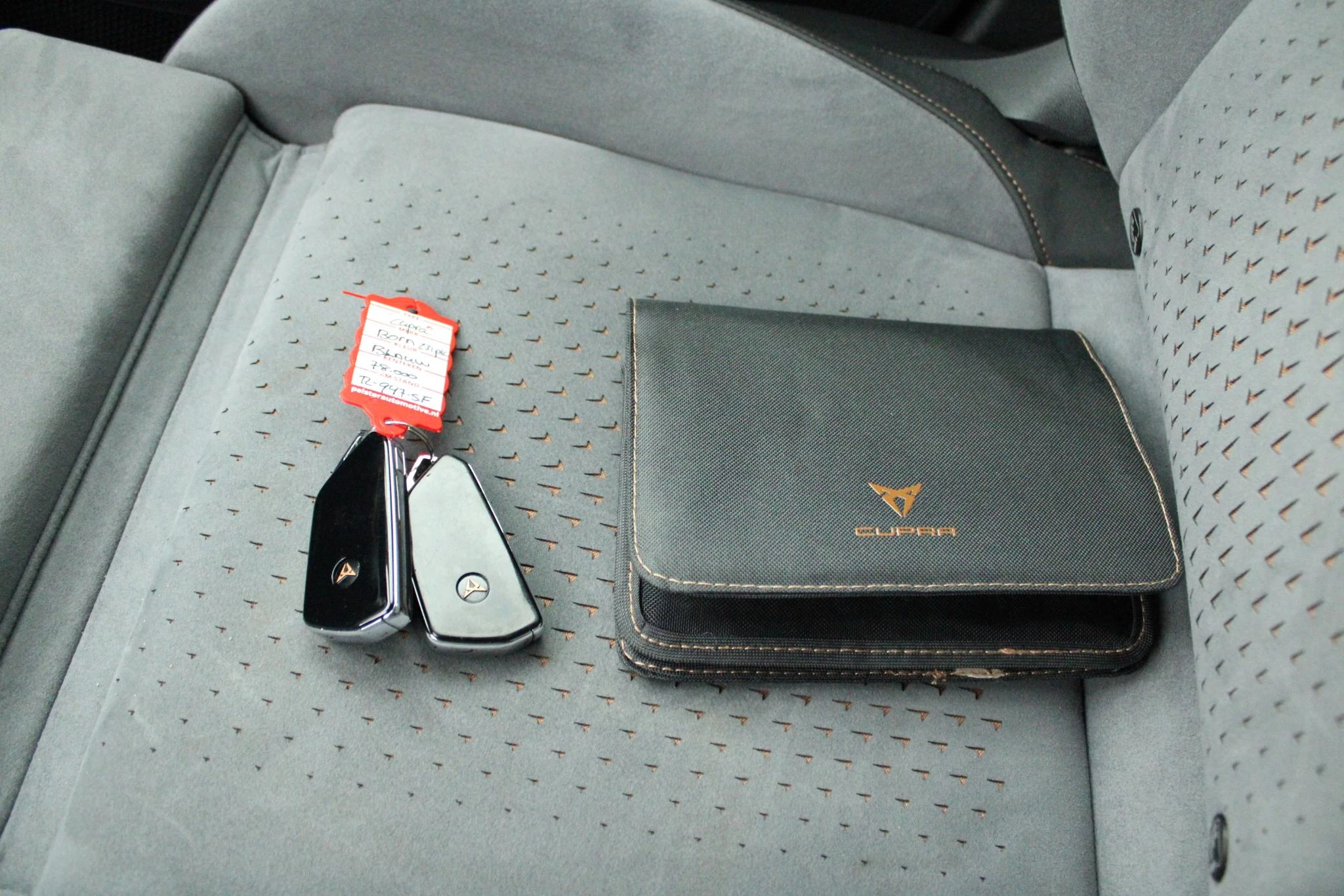 Hoofdafbeelding CUPRA Born