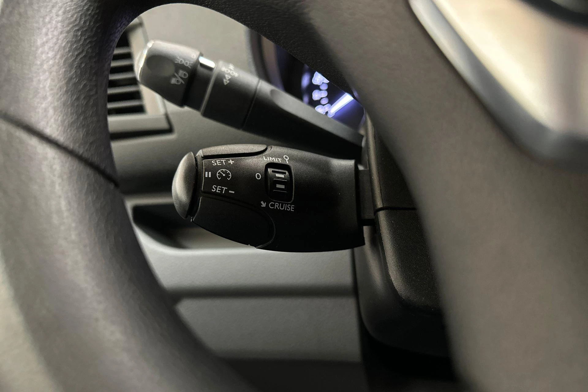 Hoofdafbeelding Peugeot Traveller