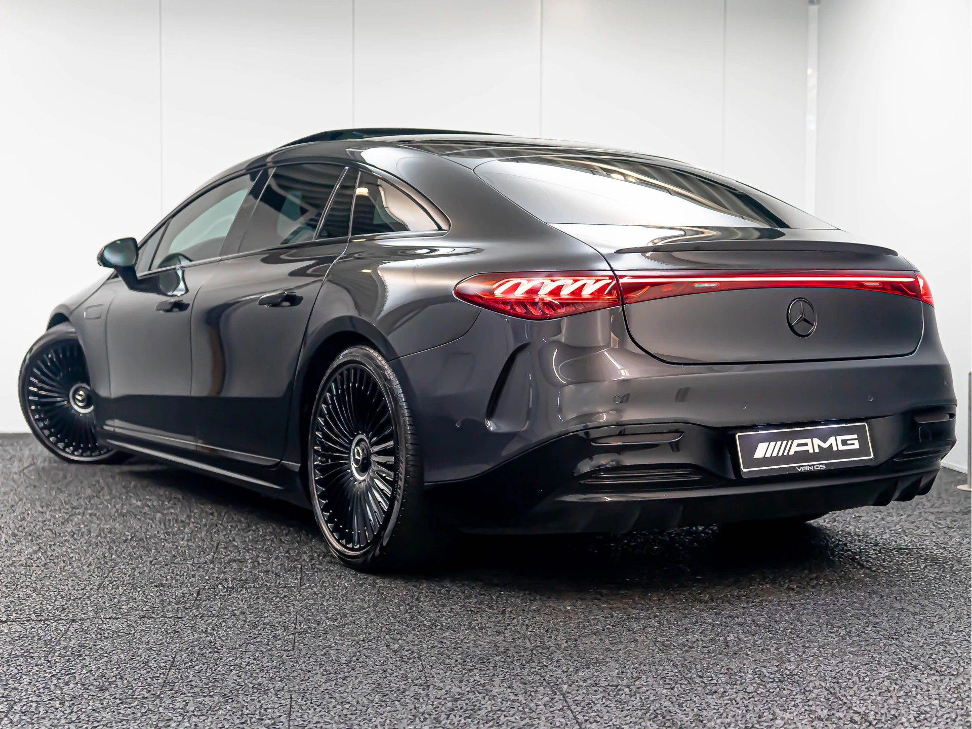 Hoofdafbeelding Mercedes-Benz EQS