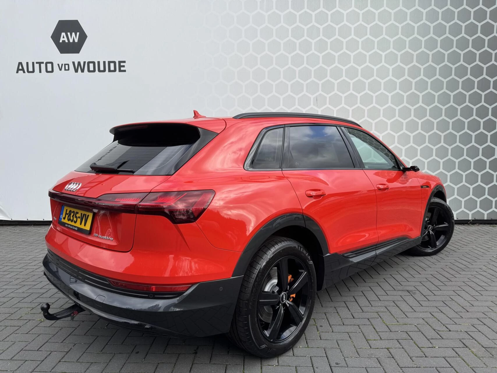 Hoofdafbeelding Audi e-tron