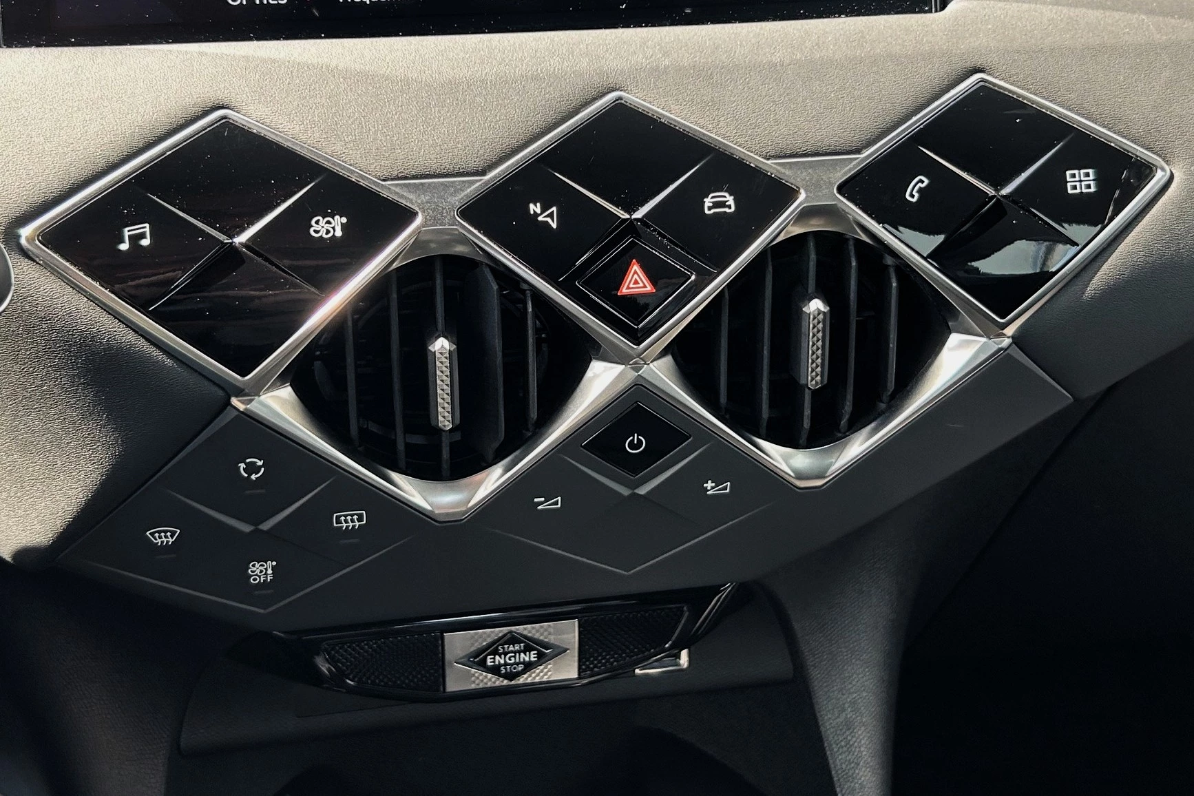Hoofdafbeelding DS DS 3