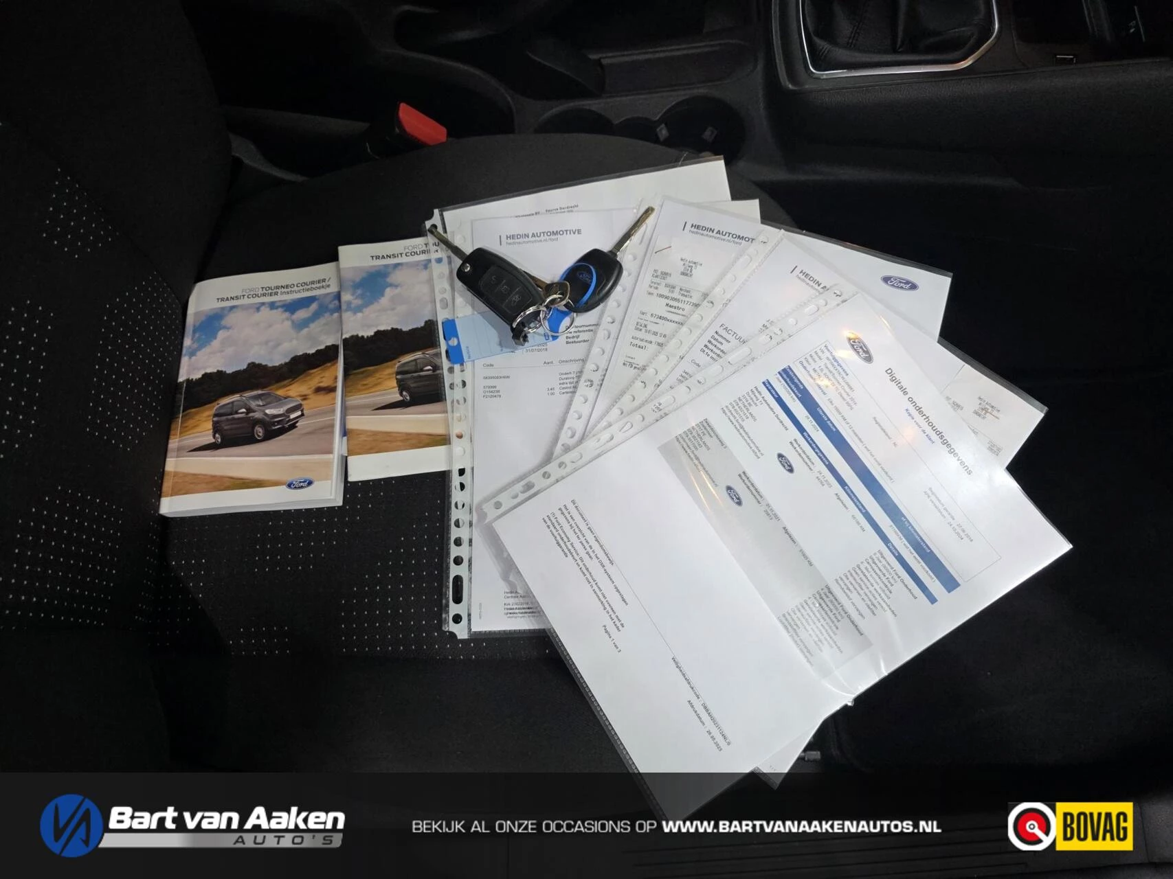 Hoofdafbeelding Ford Transit Courier