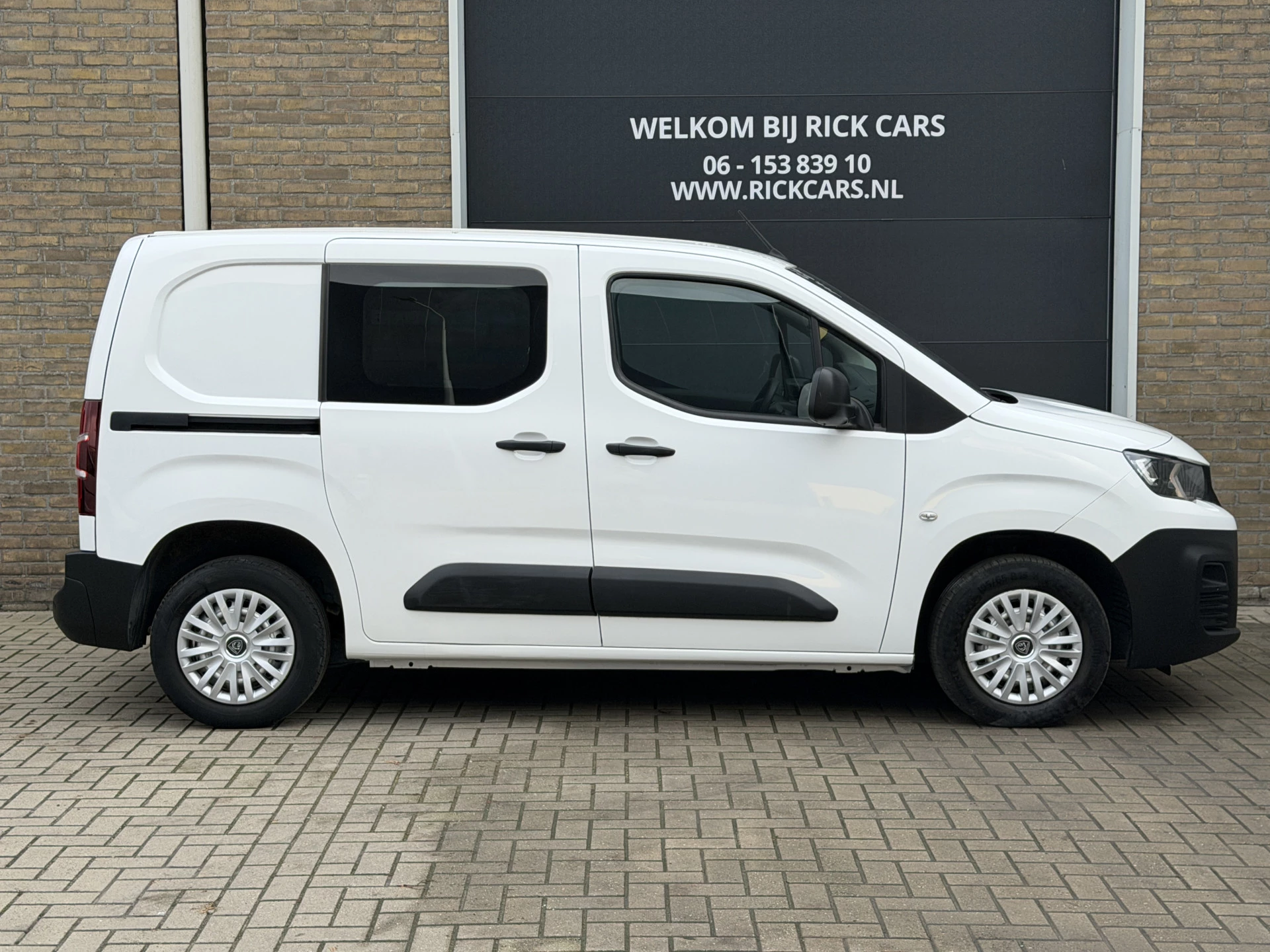 Hoofdafbeelding Peugeot Partner