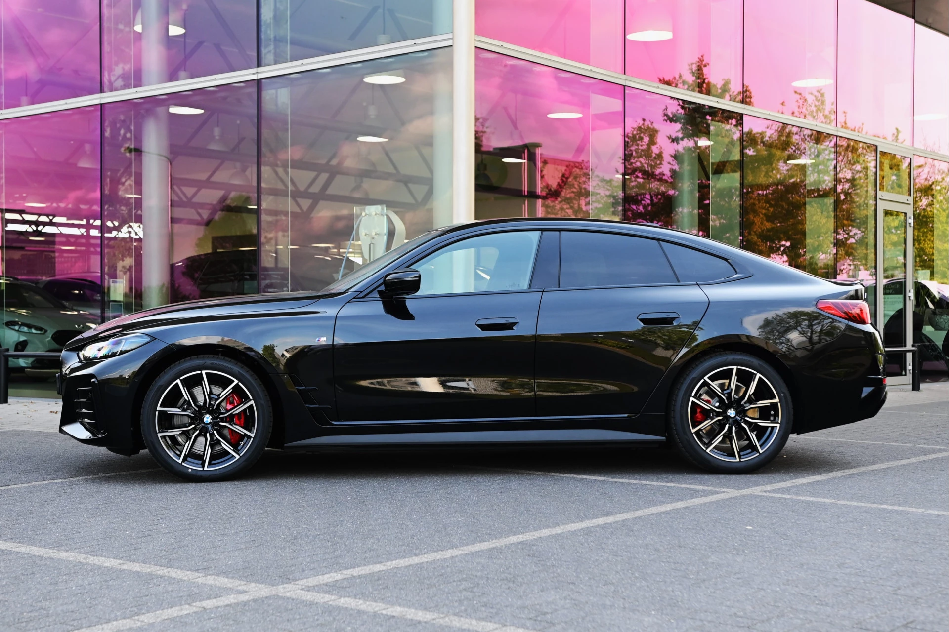 Hoofdafbeelding BMW i4