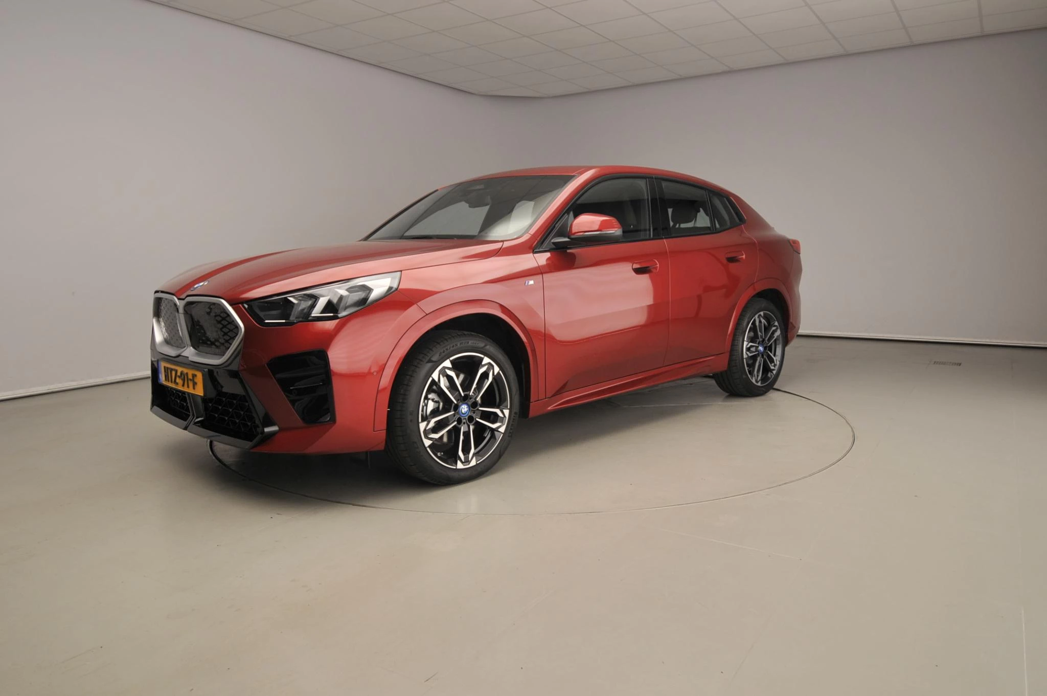 Hoofdafbeelding BMW iX2
