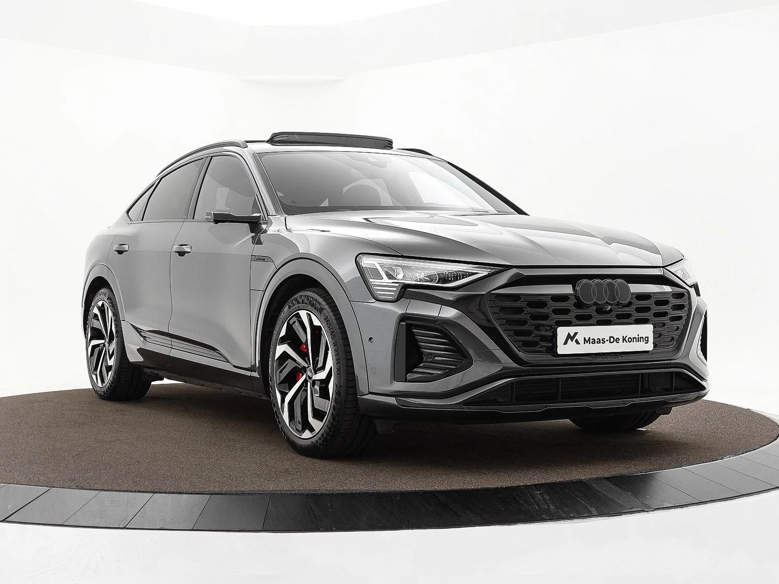 Hoofdafbeelding Audi Q8 Sportback e-tron