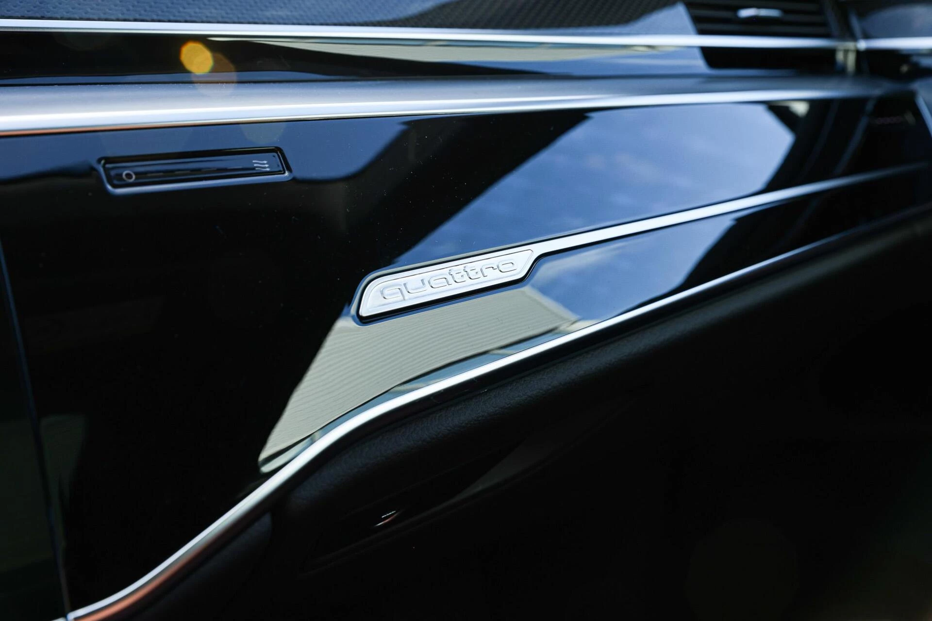 Hoofdafbeelding Audi A8