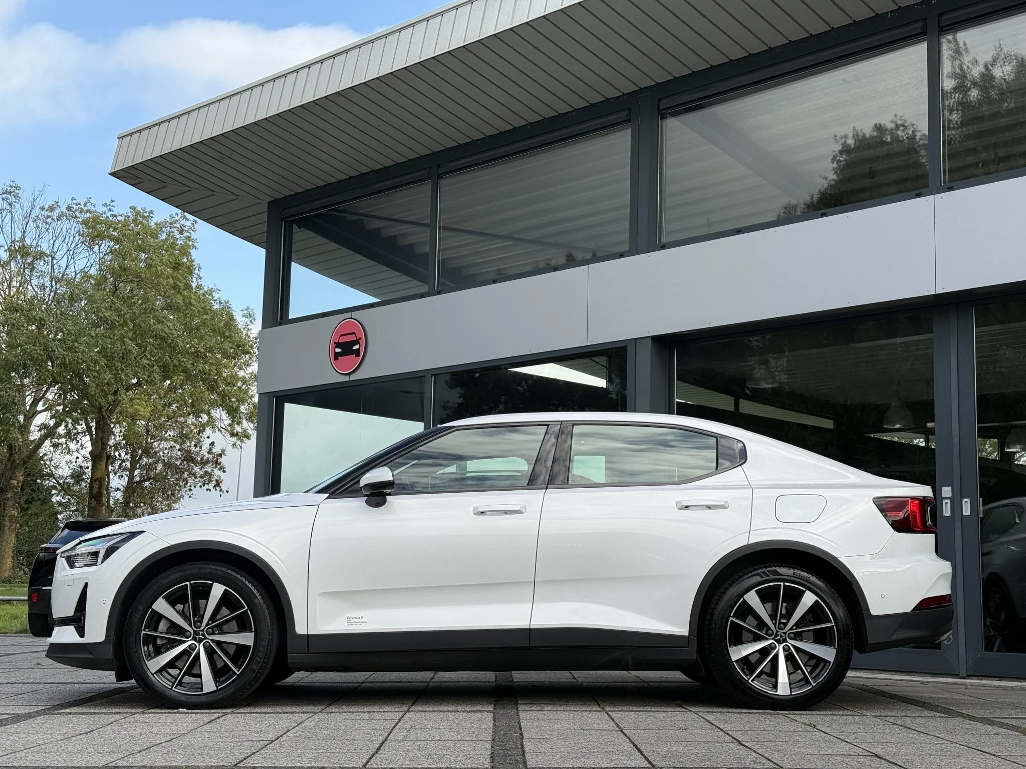 Hoofdafbeelding Polestar 2