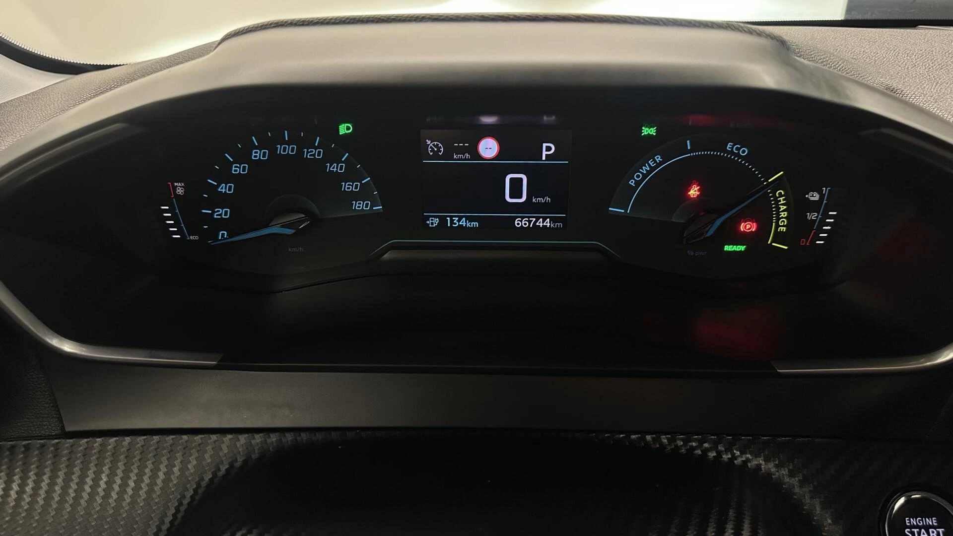 Hoofdafbeelding Peugeot e-208