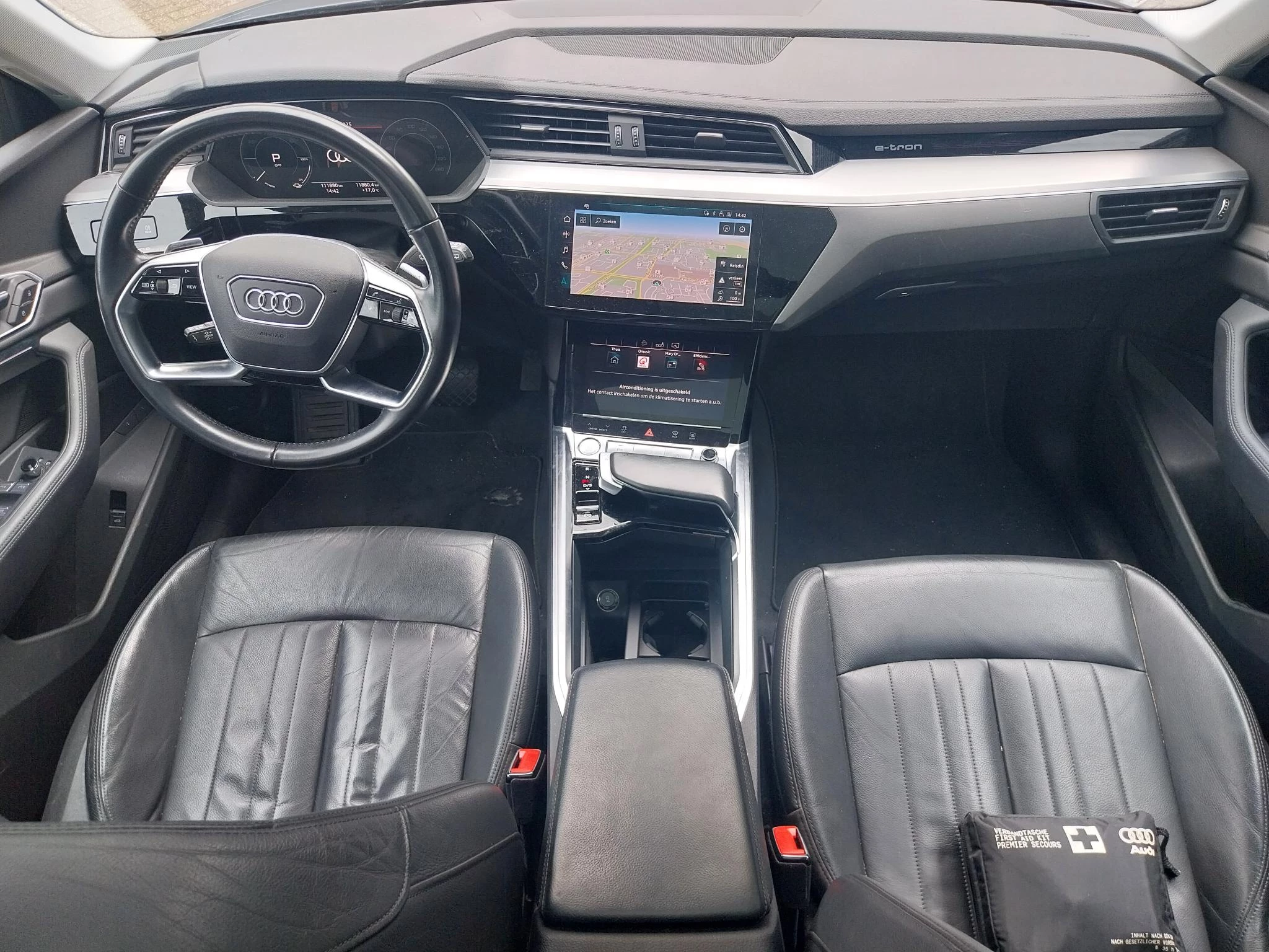 Hoofdafbeelding Audi e-tron
