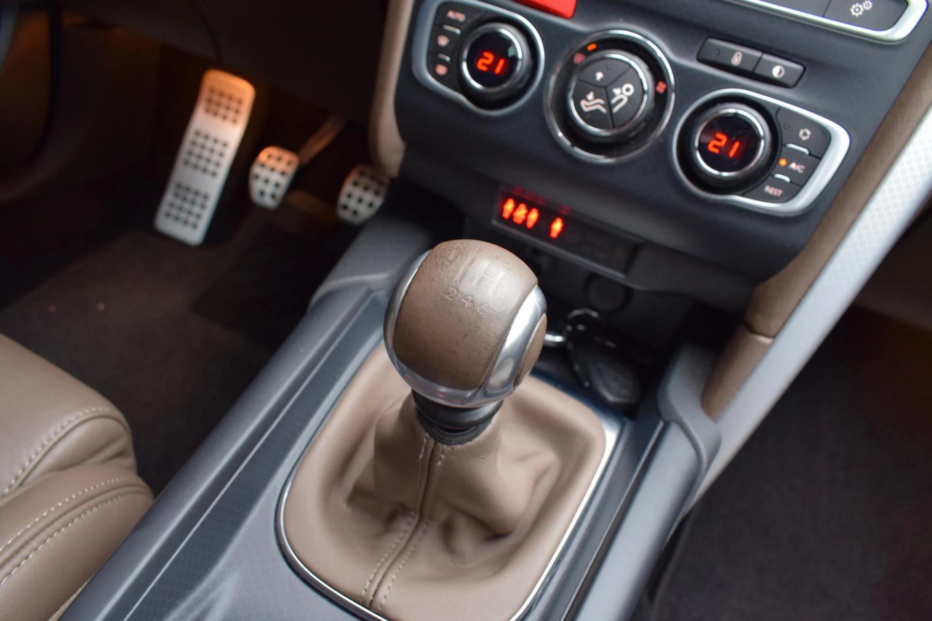 Hoofdafbeelding DS DS 4