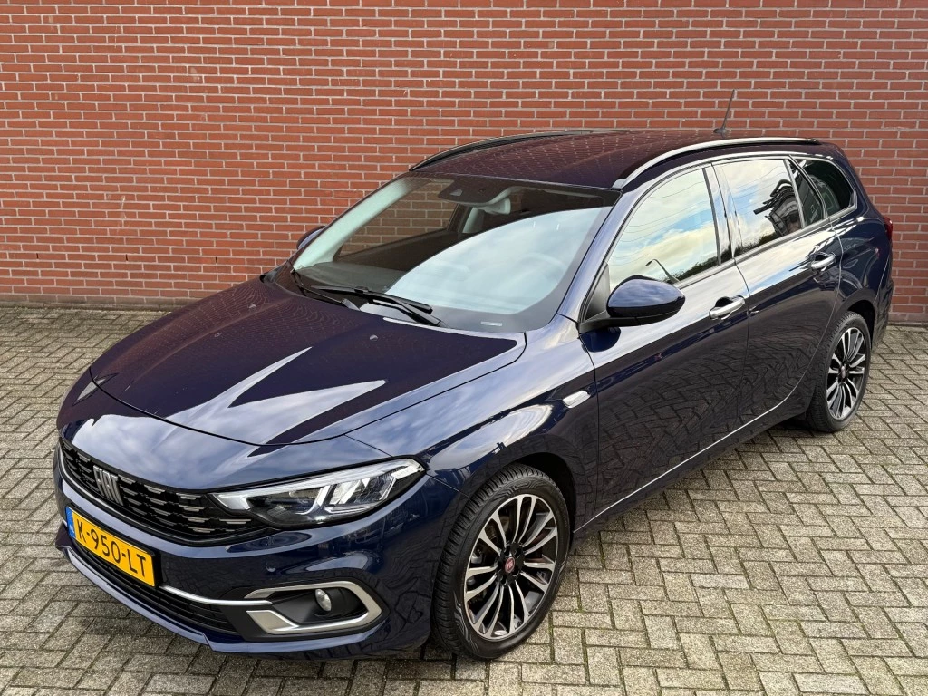 Hoofdafbeelding Fiat Tipo