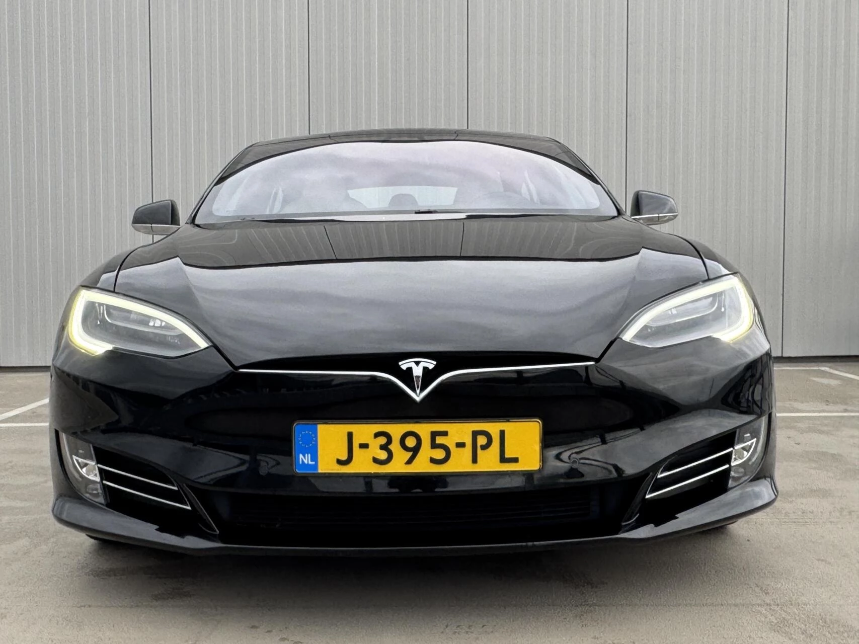 Hoofdafbeelding Tesla Model S