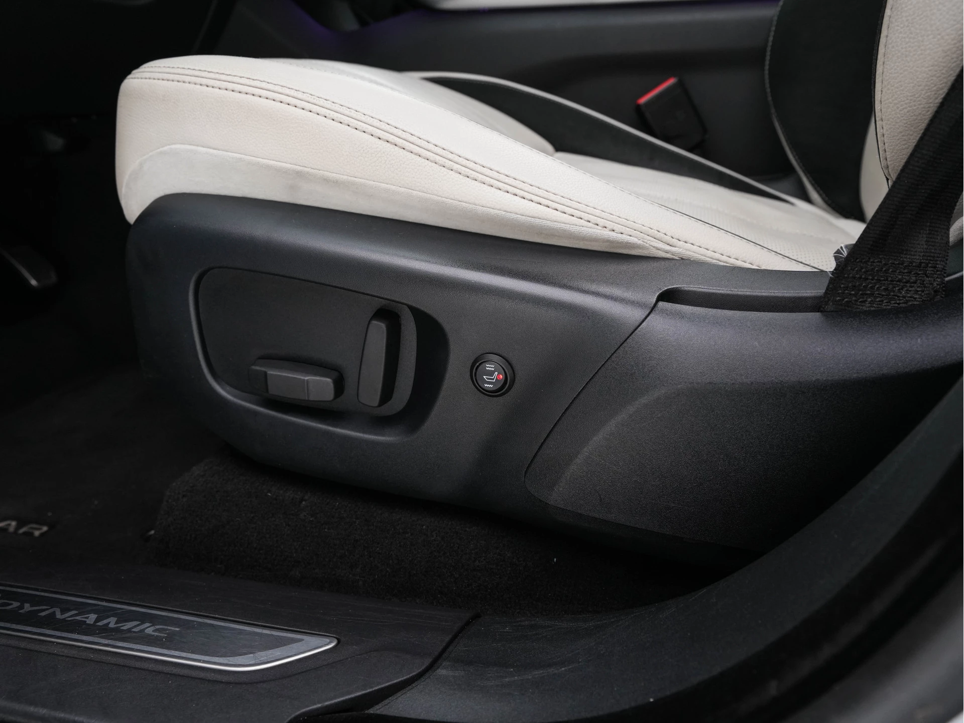 Hoofdafbeelding Land Rover Range Rover Velar