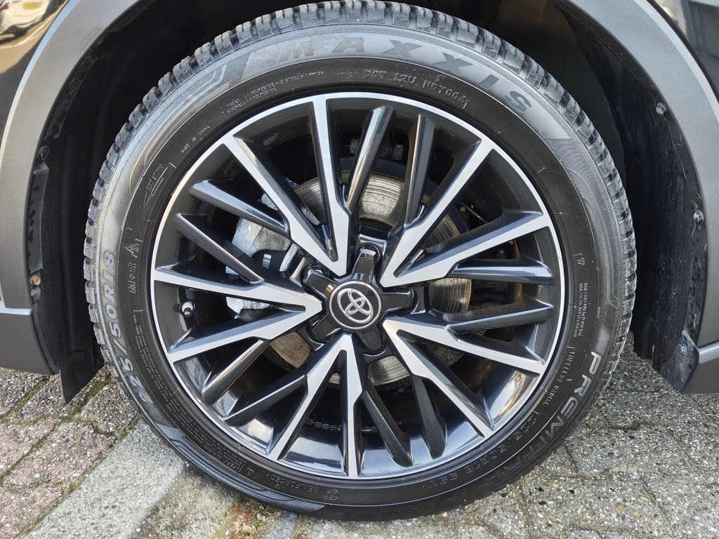 Hoofdafbeelding Toyota C-HR