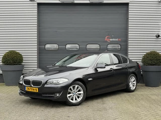 Hoofdafbeelding BMW 5 Serie BMW 5-serie 520d High Executive | Navigatie | Xenon | Lichtmetalen Velgen | Trekhaak |