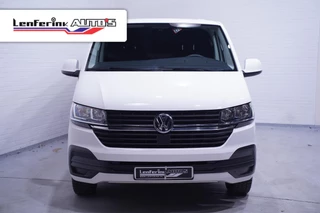 Volkswagen Transporter 2.0 TDI 110 pk L2H1 Dubbel cabine l NAP, Airco Trekhaak, Cruise Control, Laadruimte Pakket,