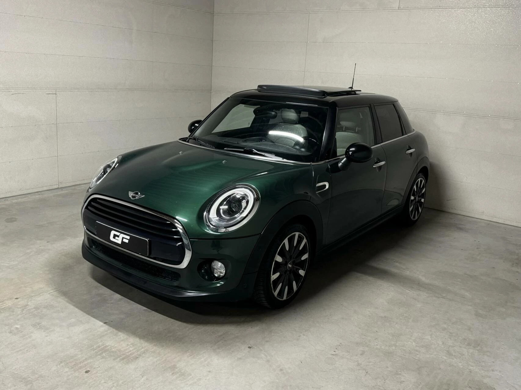 Hoofdafbeelding MINI Cooper