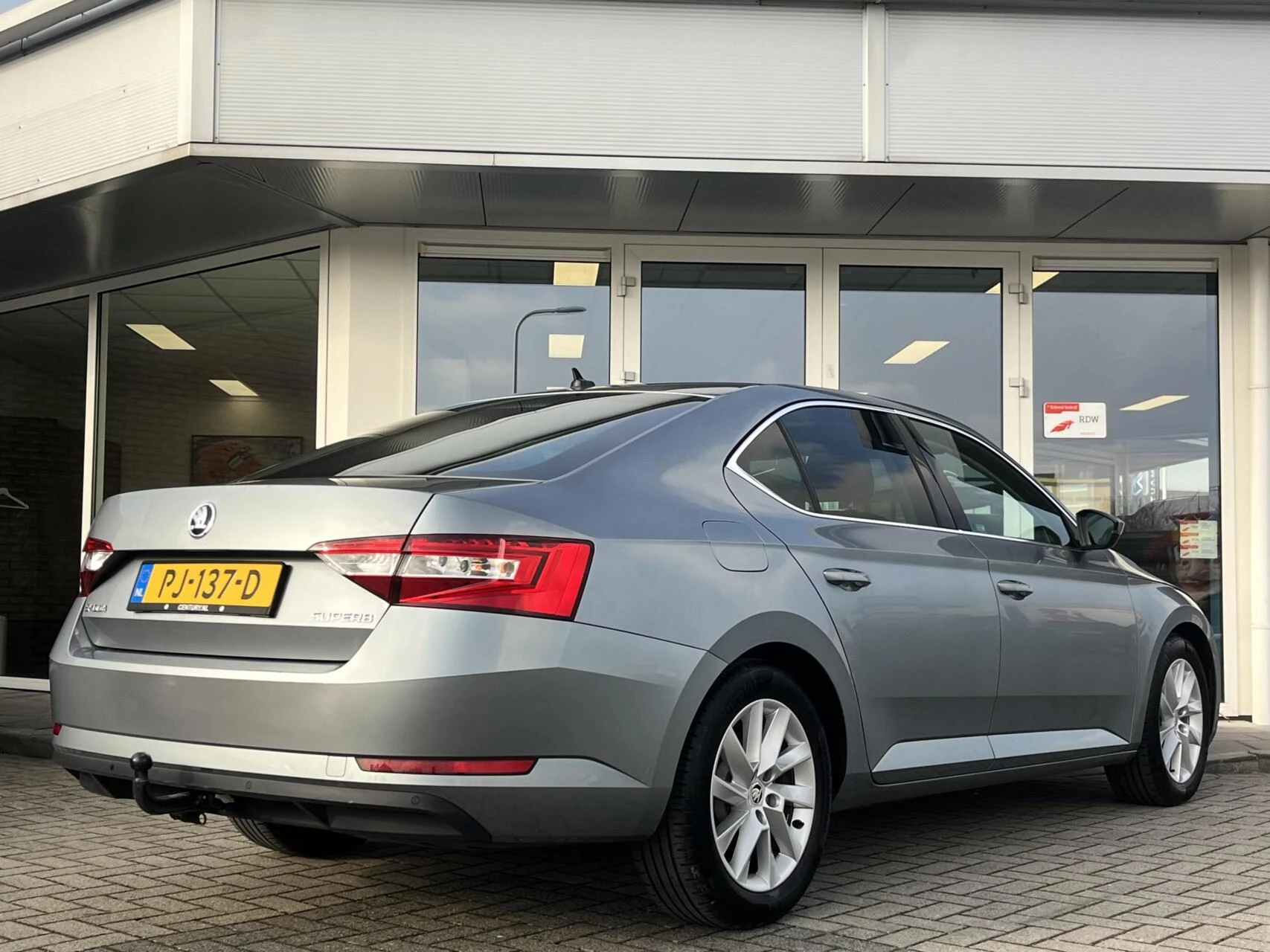 Hoofdafbeelding Škoda Superb