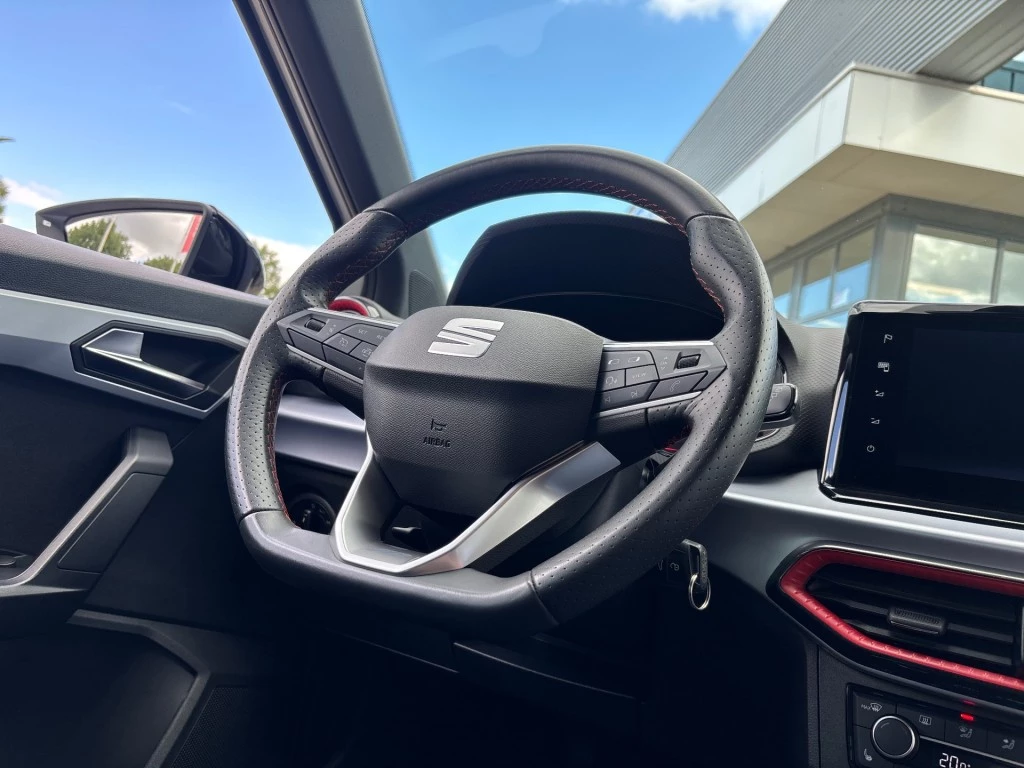 Hoofdafbeelding SEAT Arona