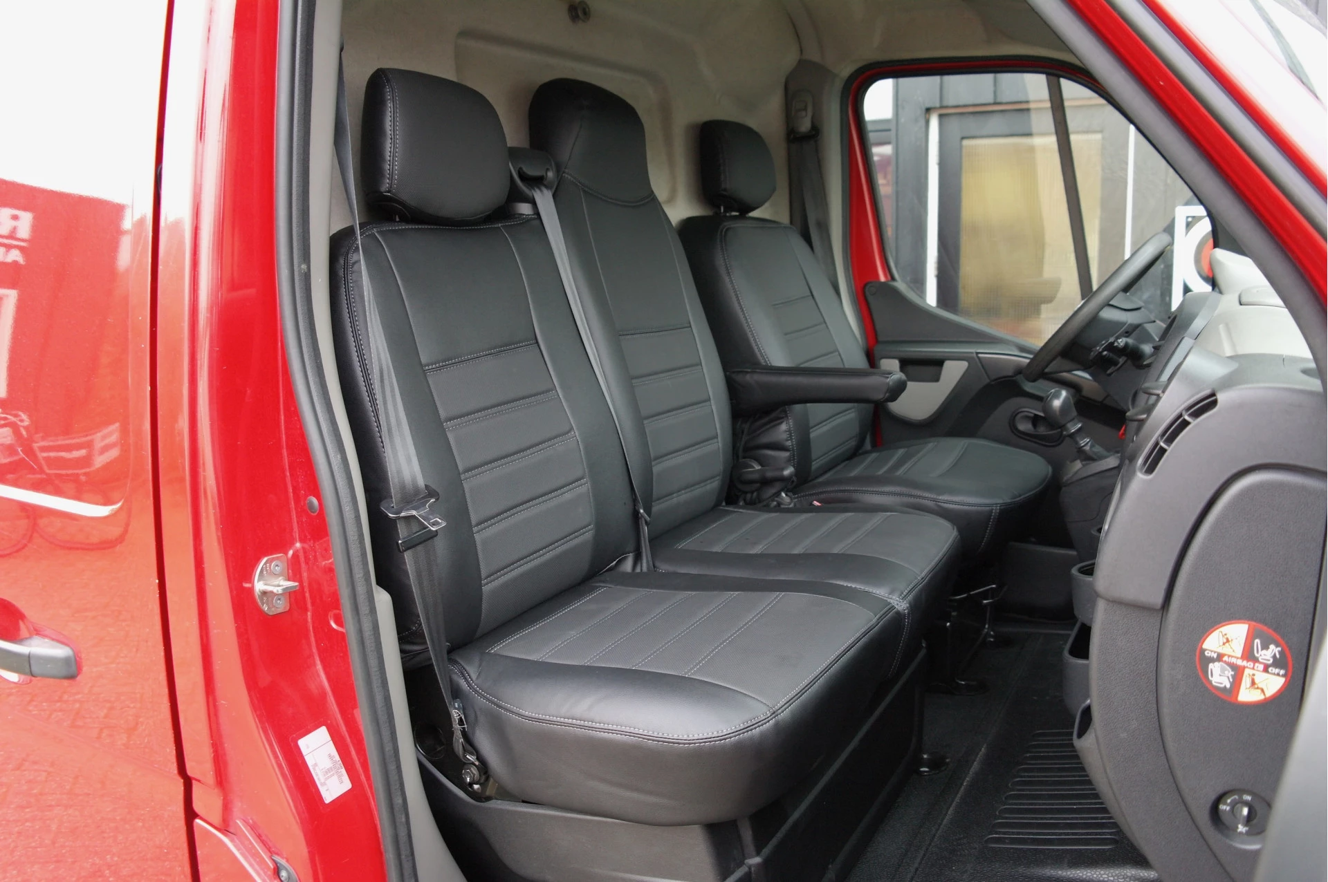 Hoofdafbeelding Nissan NV400