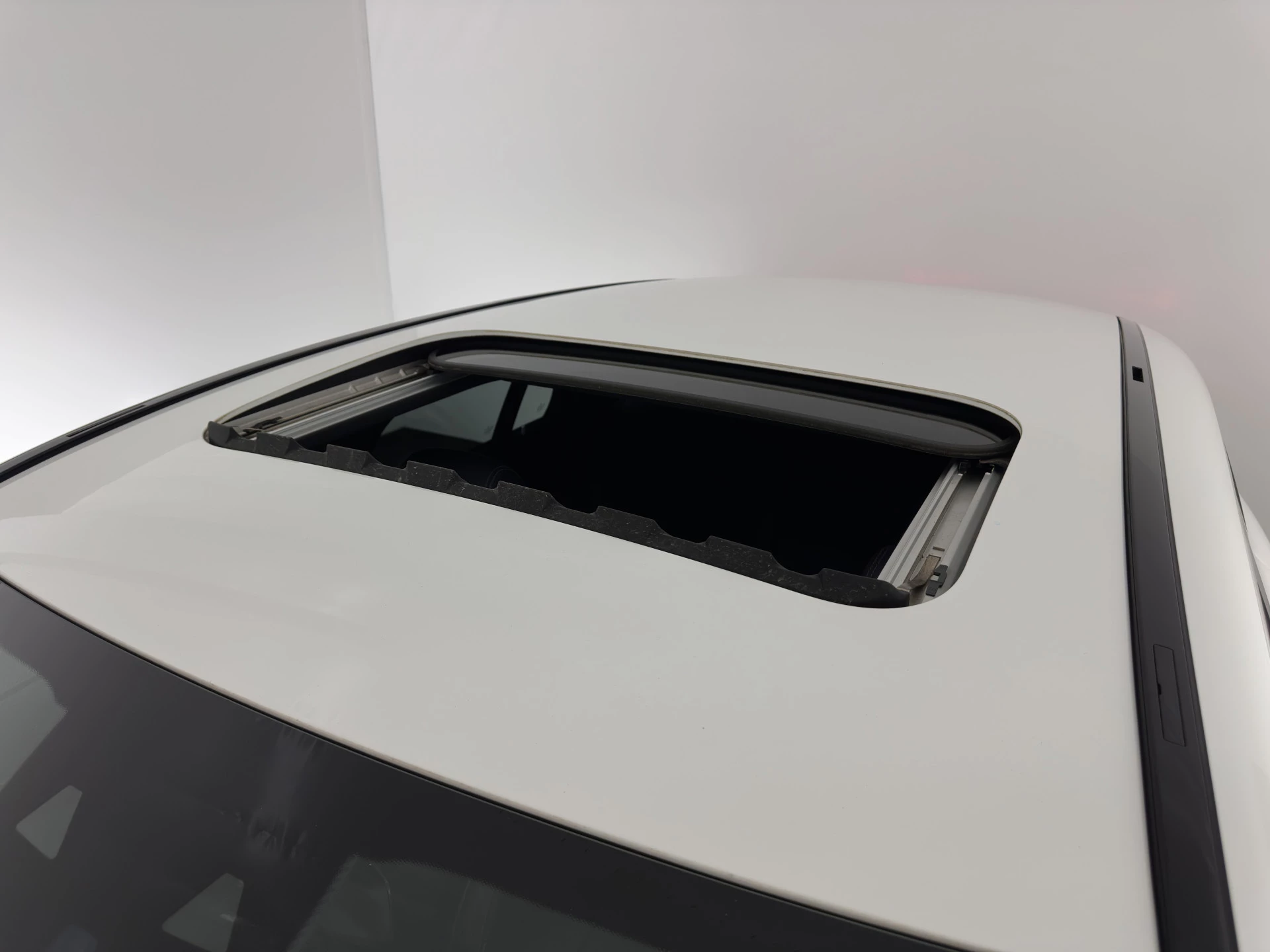 Hoofdafbeelding Mercedes-Benz EQC